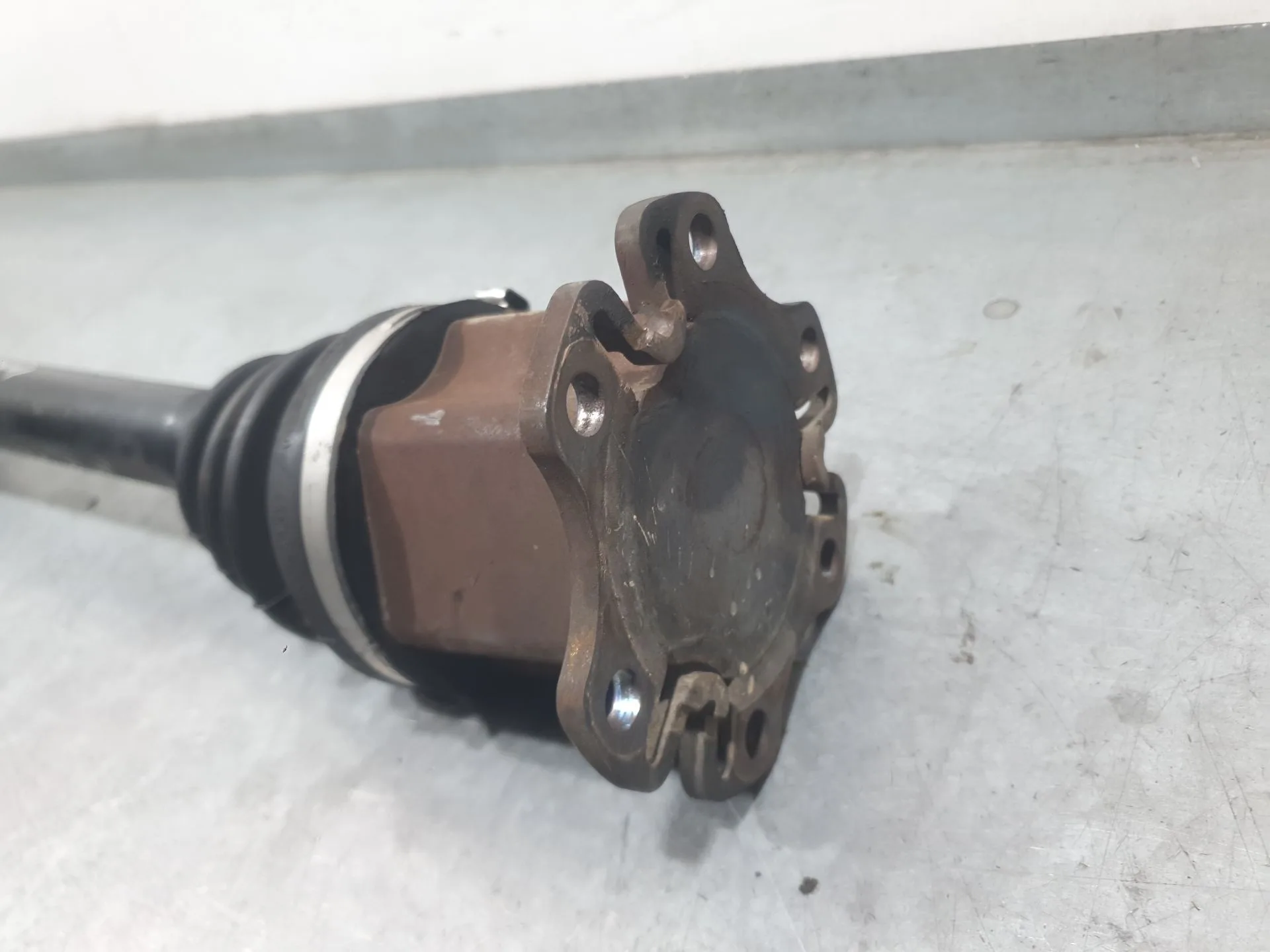 Transmision Delantera Izquierda para Audi A6 C6 Avant (4F5)