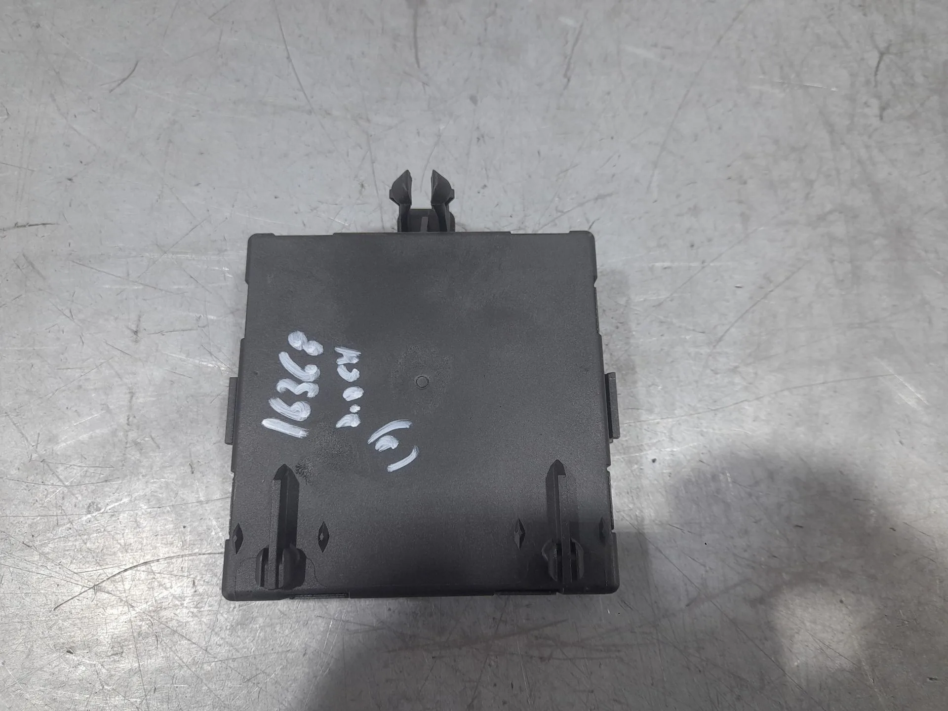 Modulo Confort para Mercedes-Benz Clase Cla (W117)