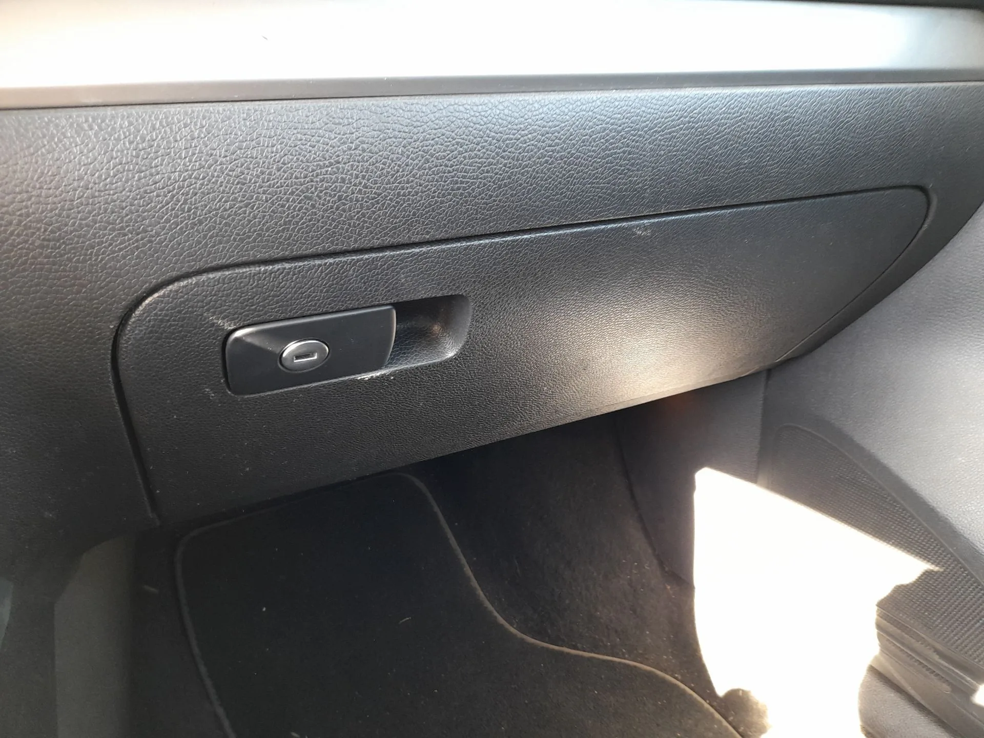 Guantera para Volkswagen Golf Vi (5K1)
