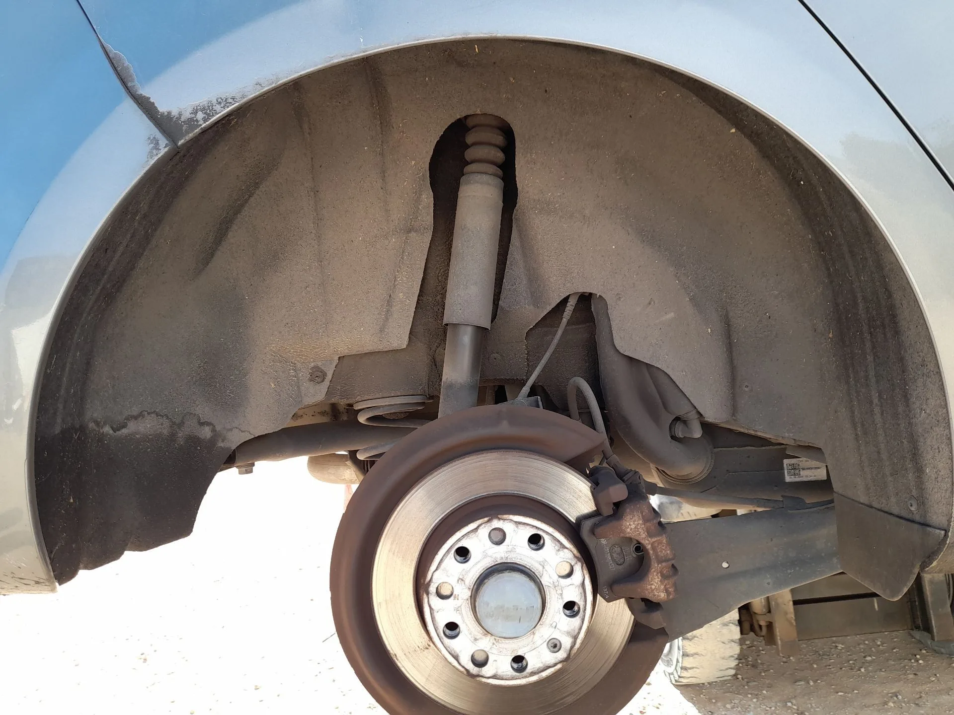 Plastico Pase Rueda Tras. Dch. para Volkswagen Golf Vi (5K1)