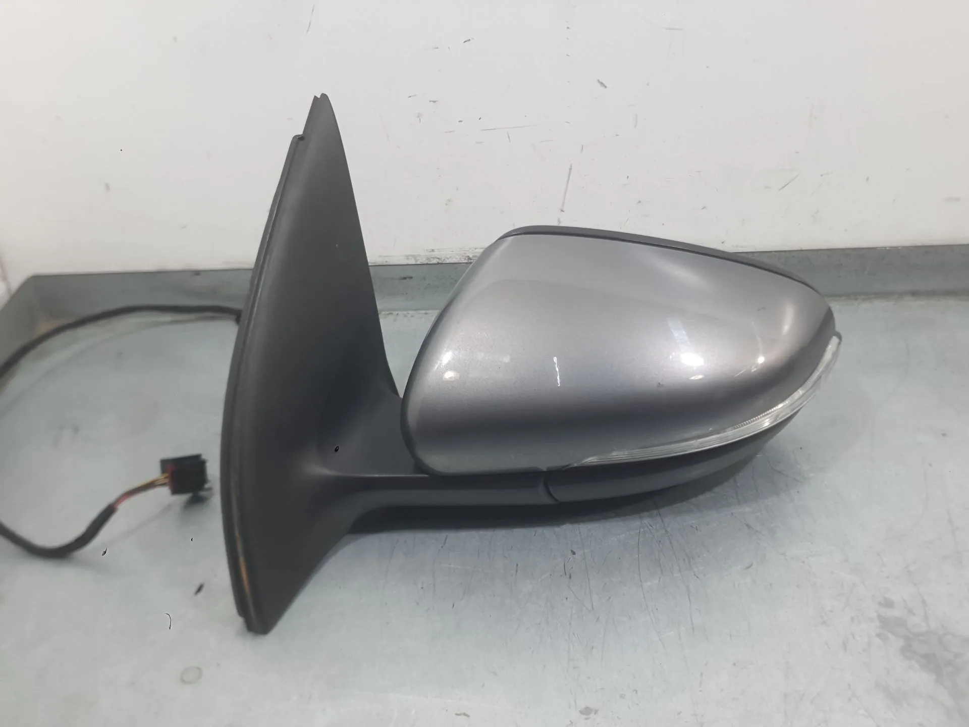 Retrovisor Izquierdo para Volkswagen Golf Vi (5K1)