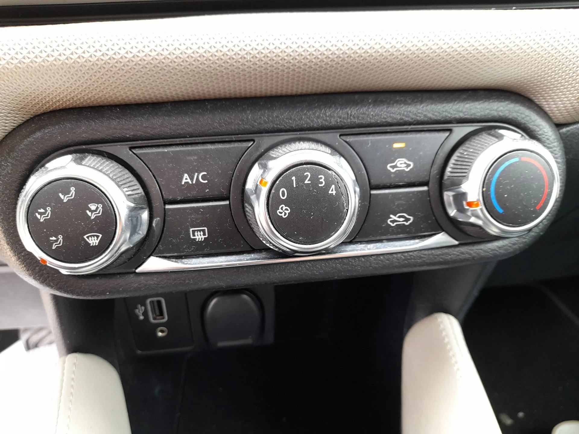 Mando Calefaccion / Aire Acondicionado para Nissan Micra V (K14)