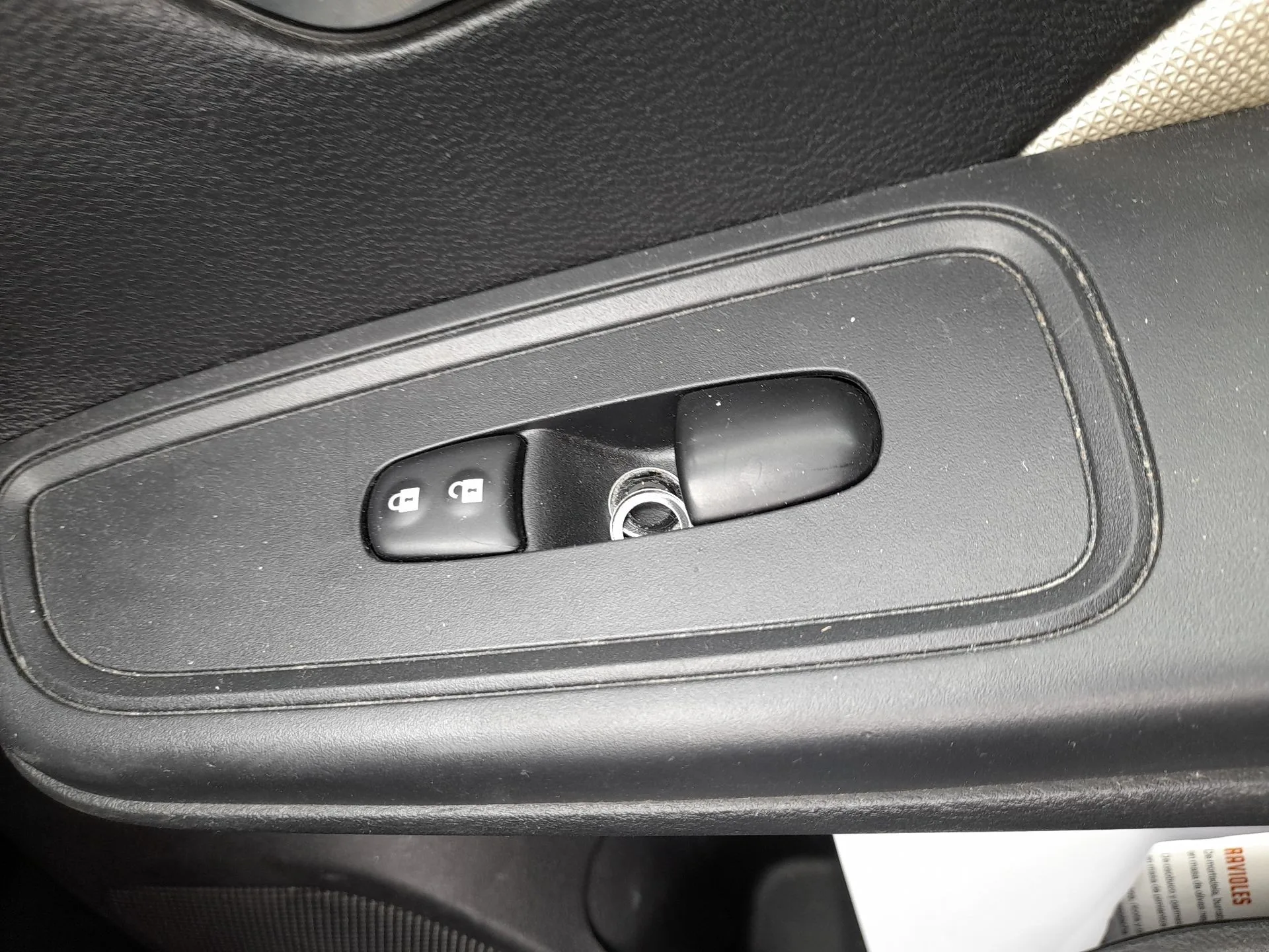 Mando Elevalunas Delantero Derecho para Nissan Micra V (K14)