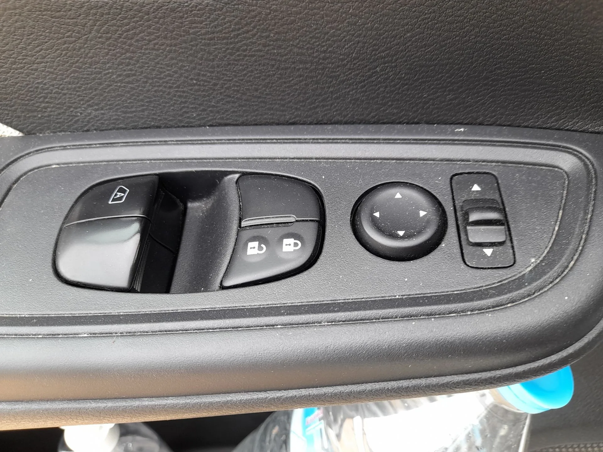 Mando Elevalunas Delantero Izquierdo para Nissan Micra V (K14)