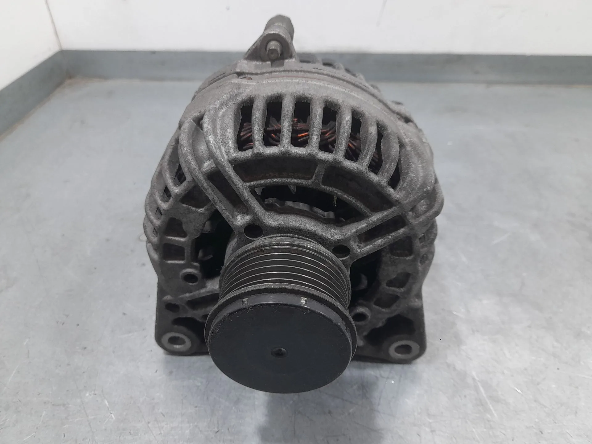 Alternador para Nissan Nv200 Furgoneta