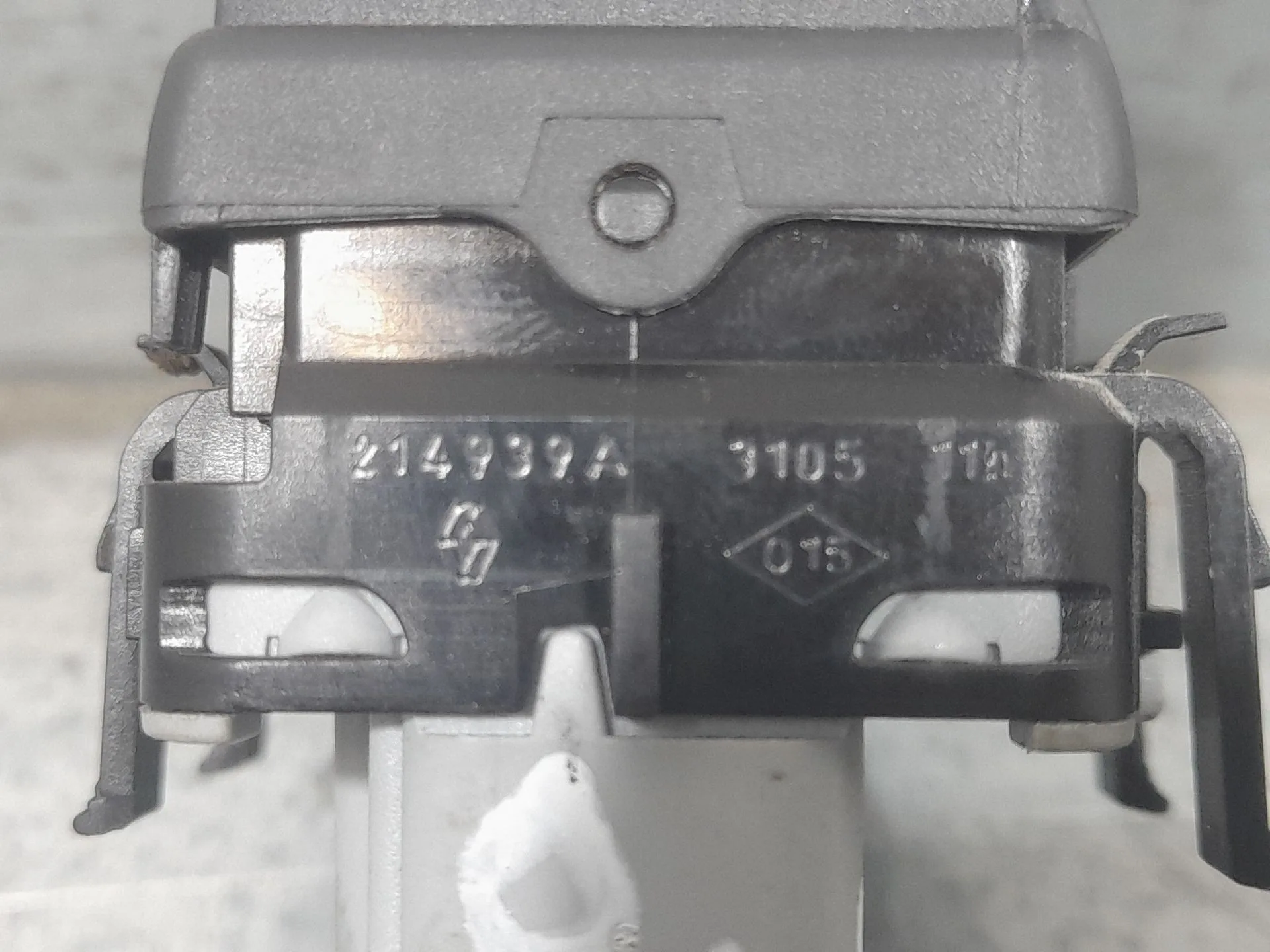 Mando Elevalunas Delantero Izquierdo para Renault Clio Iii (Br0/1, Cr0/1)