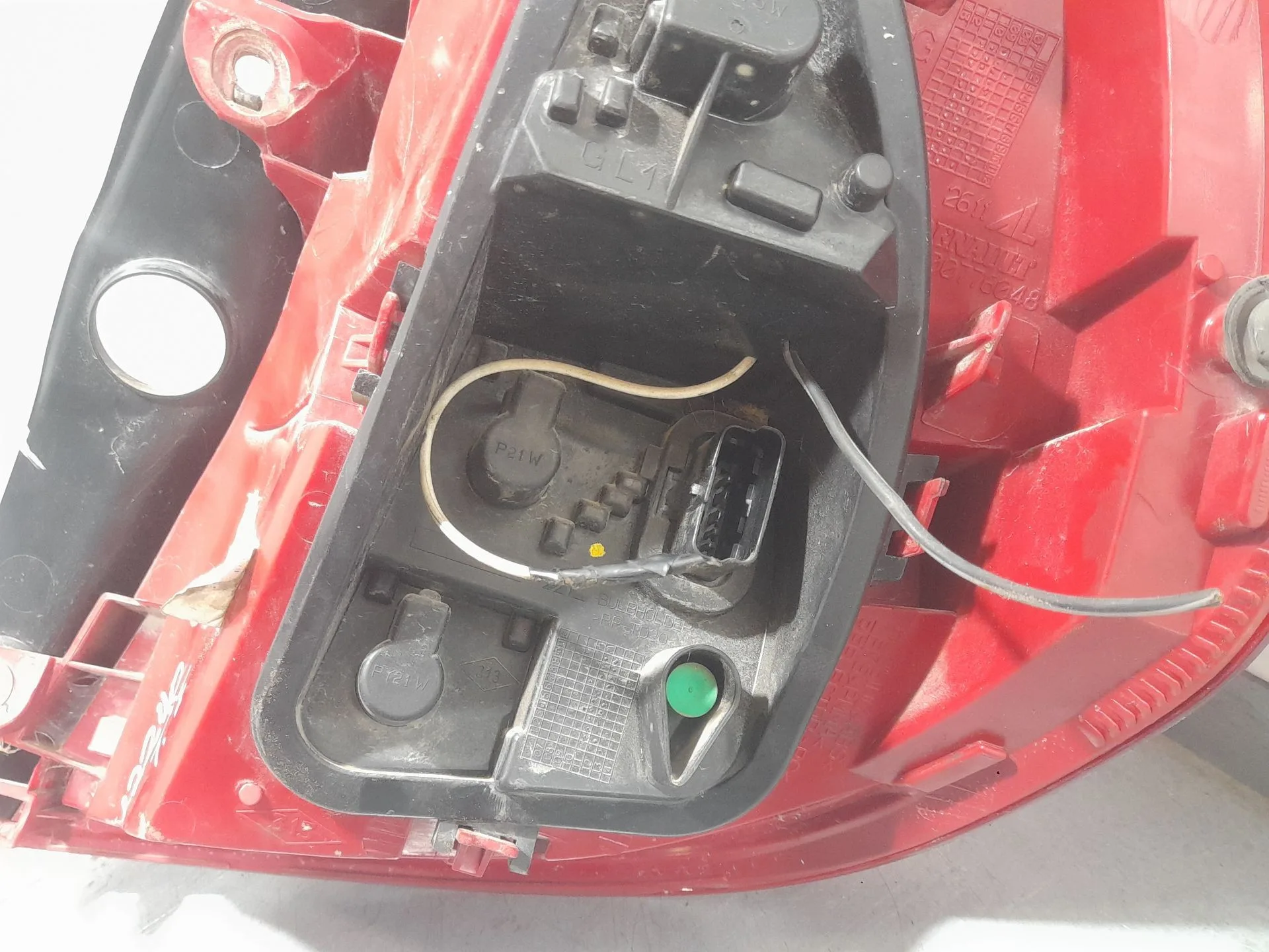 Piloto Trasero Izquierdo Interior para Renault Clio Iii (Br0/1, Cr0/1)