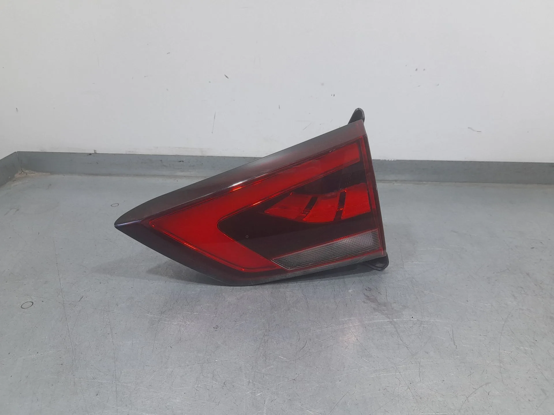 Piloto Trasero Derecho Interior para Mg Zs Suv (Azs1)