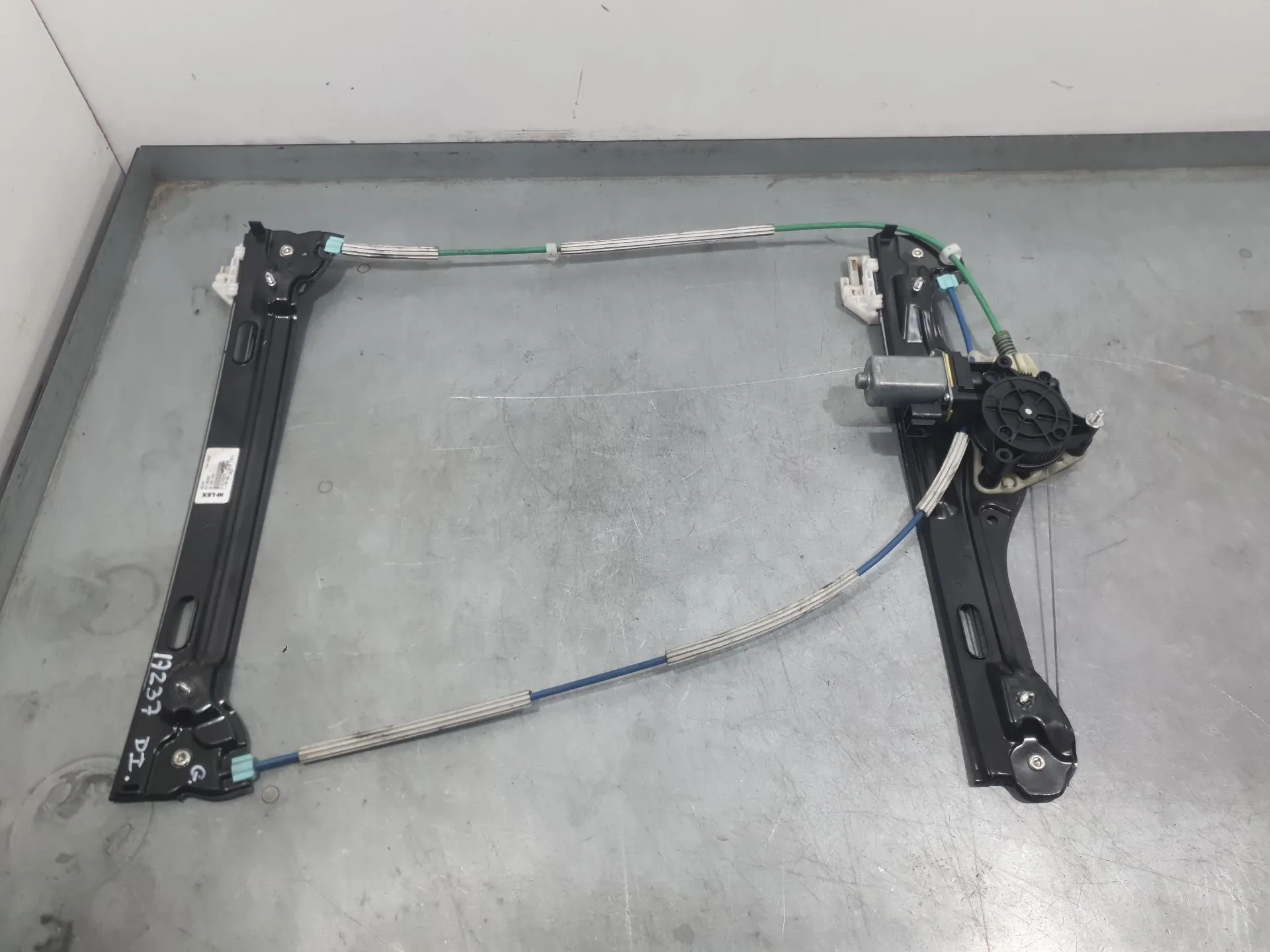 Elevalunas Delantero Izquierdo para Fiat 500E (332_)