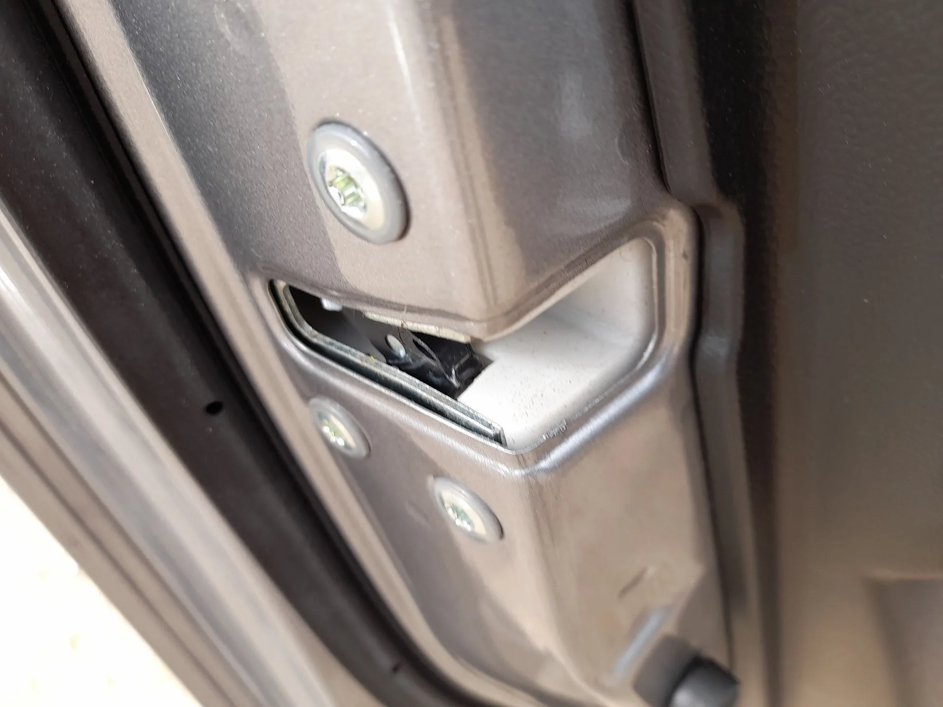 Cerradura Puerta Delantera Izquierda para Suzuki Swift V (Az)