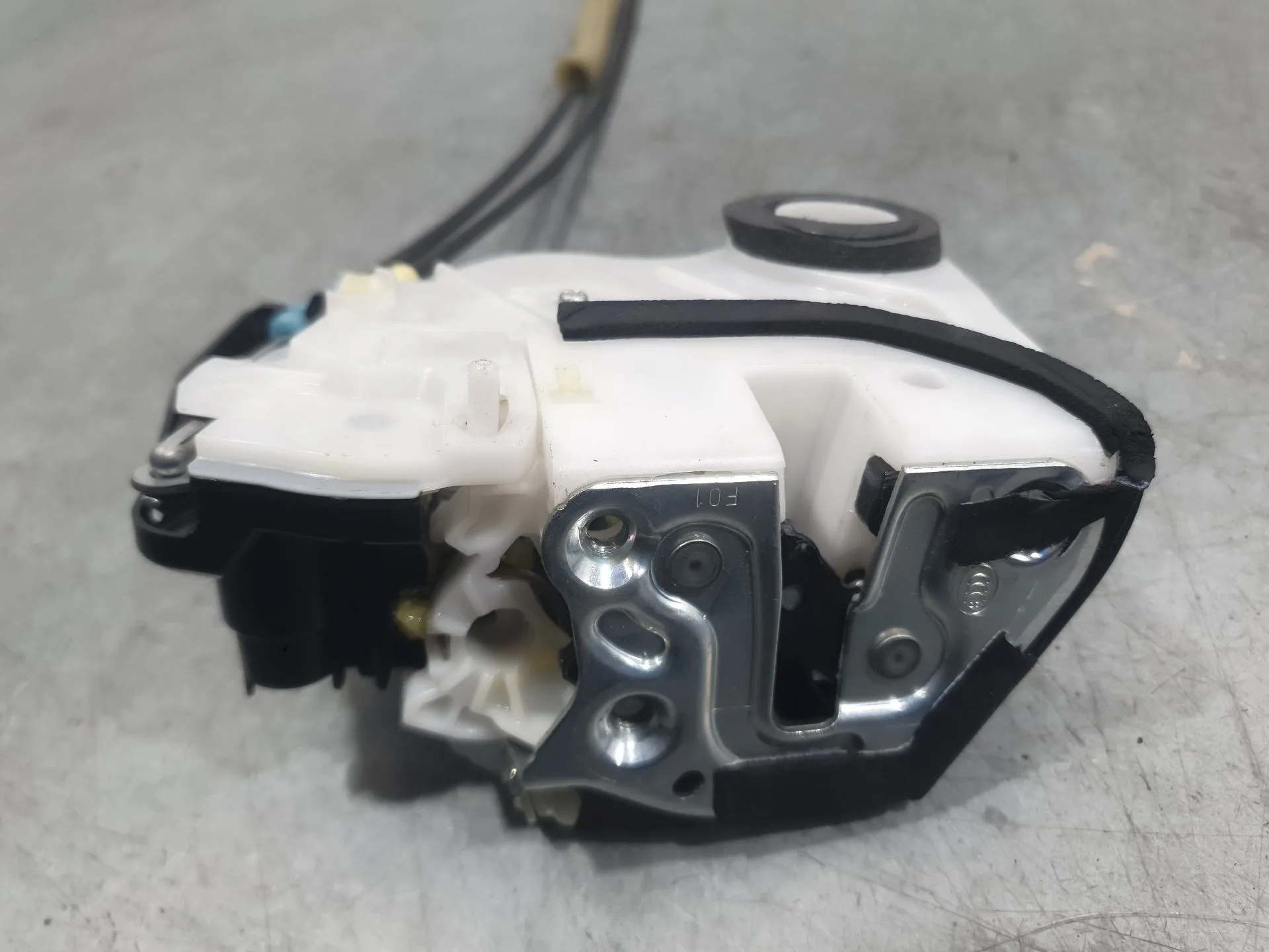 Cerradura Puerta Trasera Derecha para Suzuki Swift V (Az)