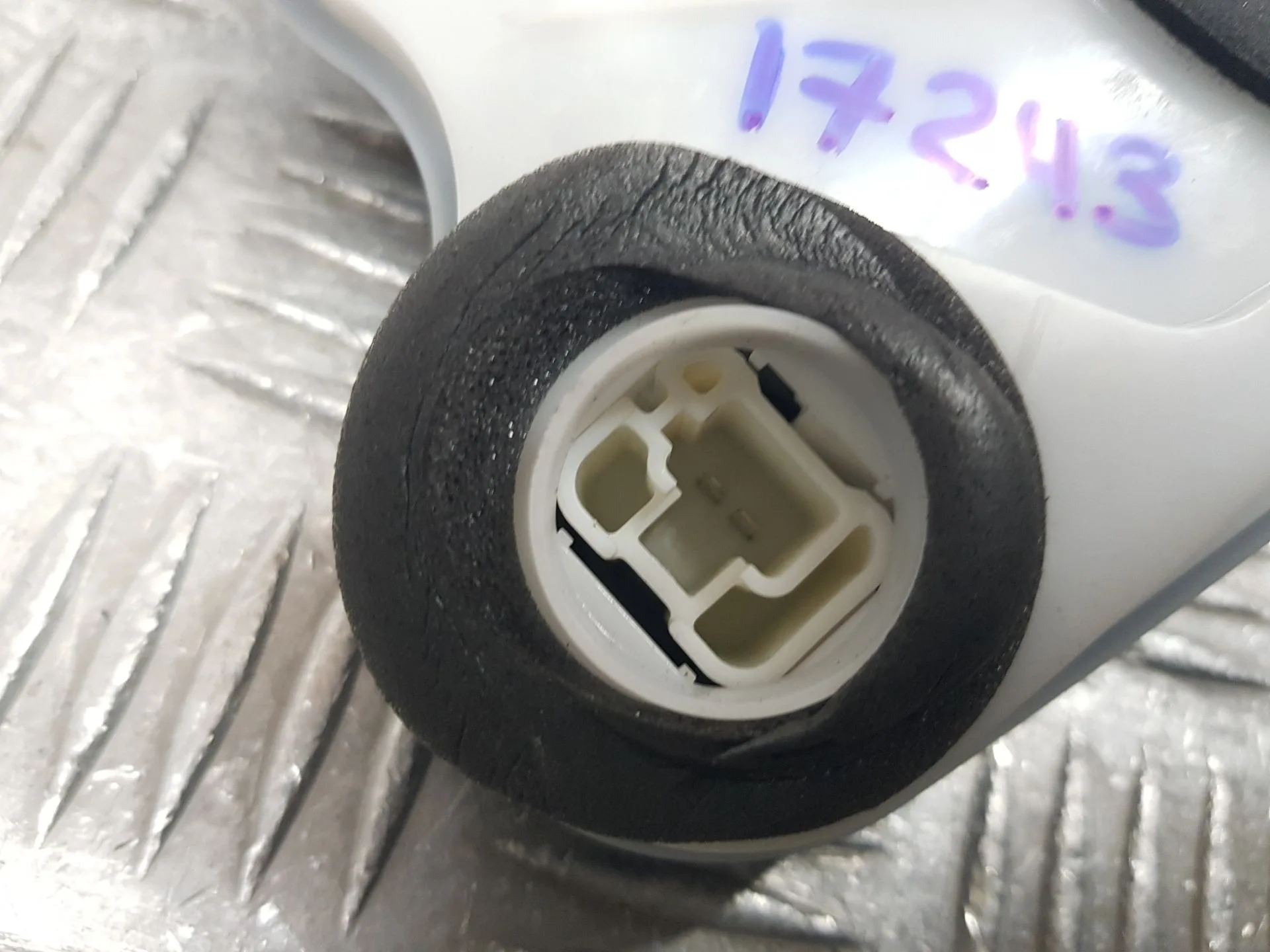 Cerradura Puerta Trasera Izquierda para Suzuki Swift V (Az)