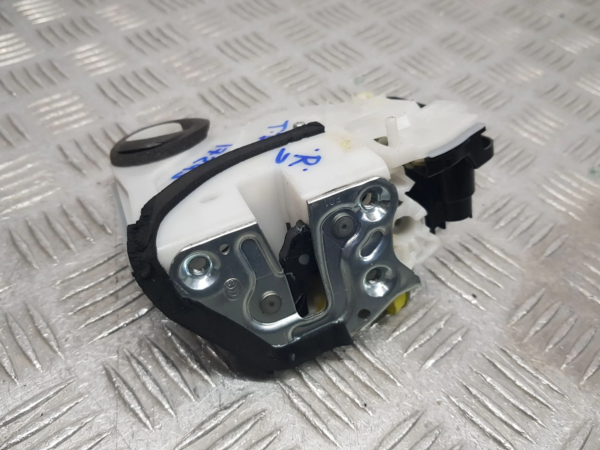 Cerradura Puerta Trasera Izquierda para Suzuki Swift V (Az)
