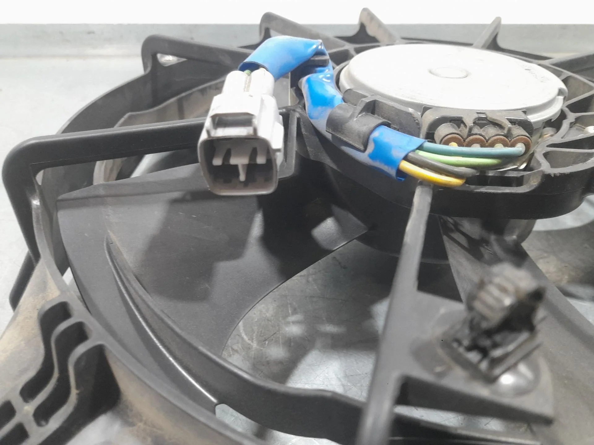 Electroventilador para Suzuki Swift V (Az)