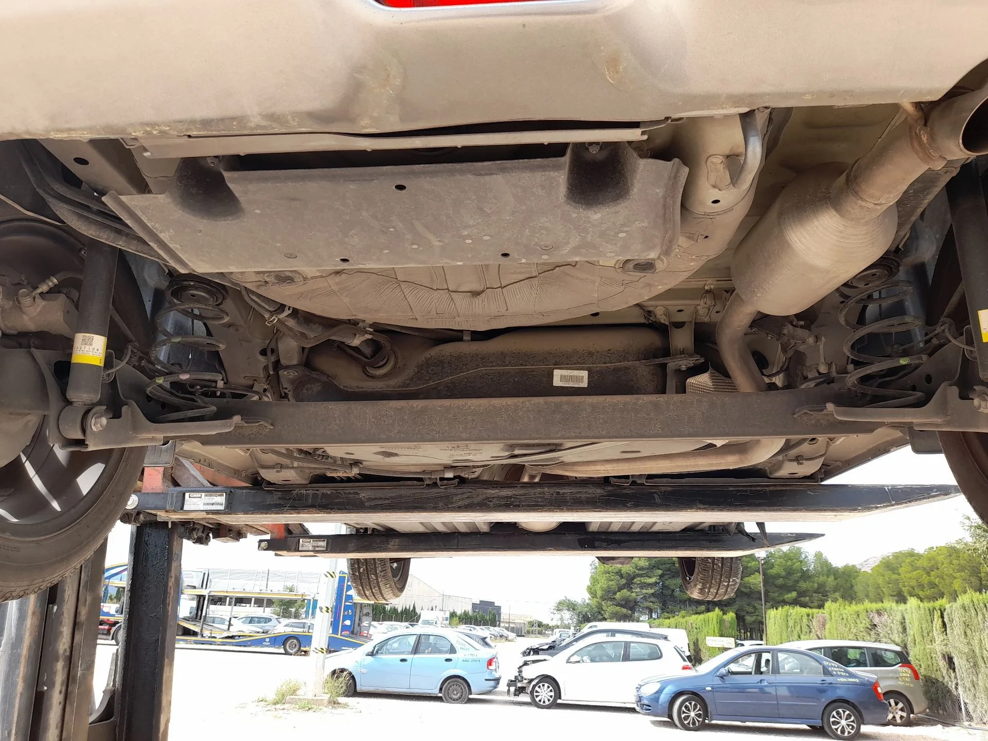 Puente Trasero para Suzuki Swift V (Az)