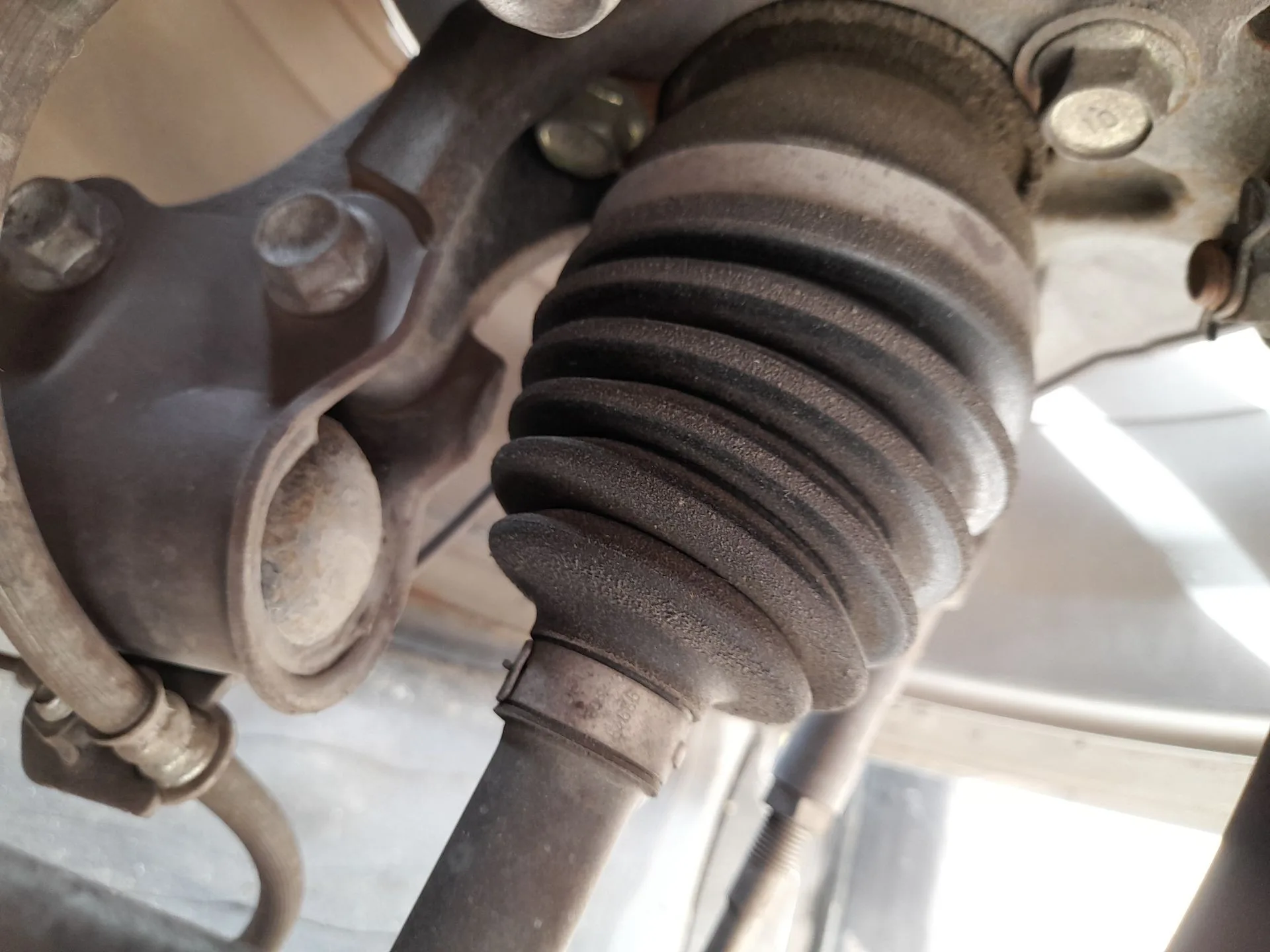 Transmision Delantera Izquierda para Suzuki Swift V (Az)