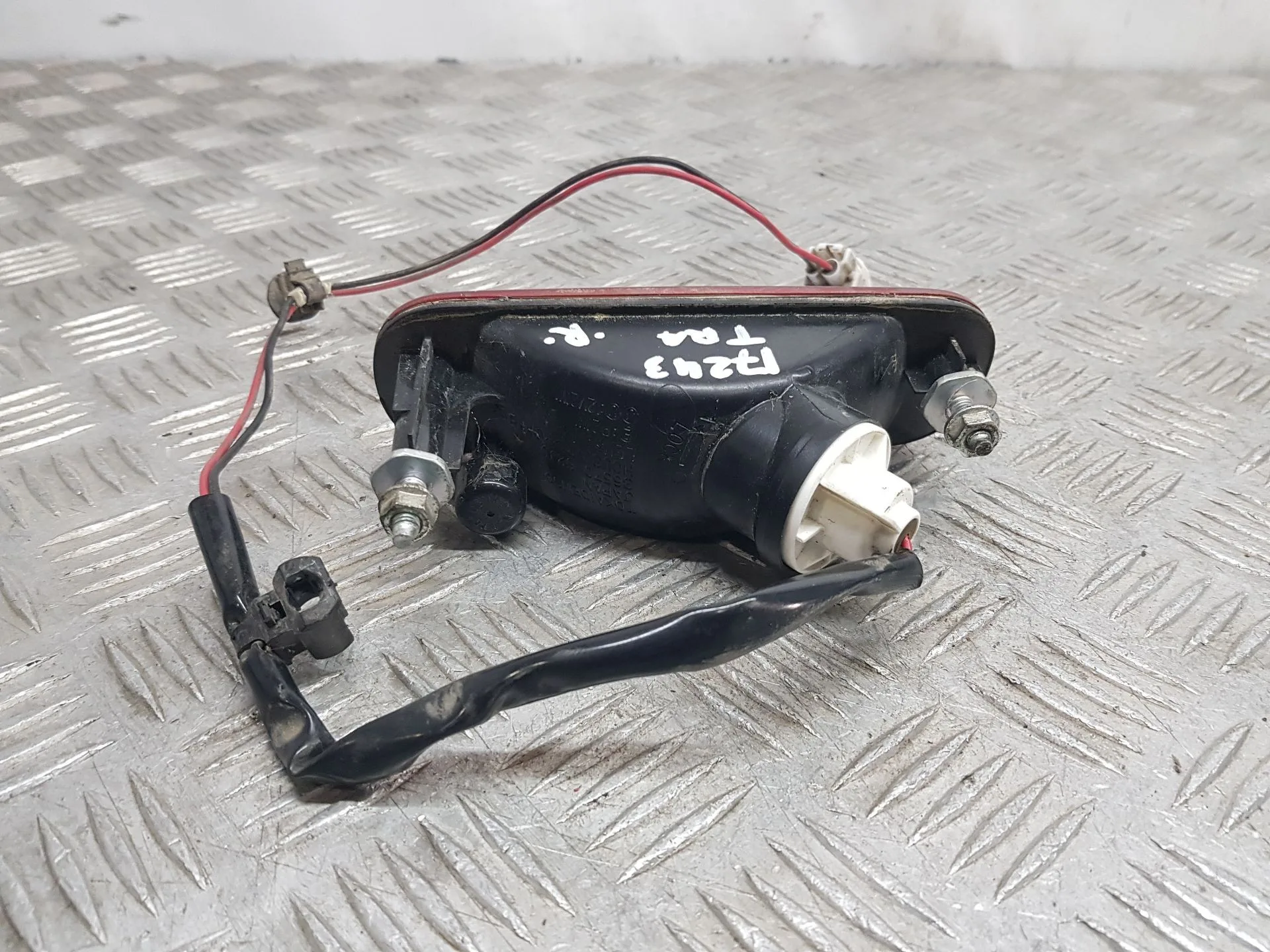 Piloto Trasero Central para Suzuki Swift V (Az)