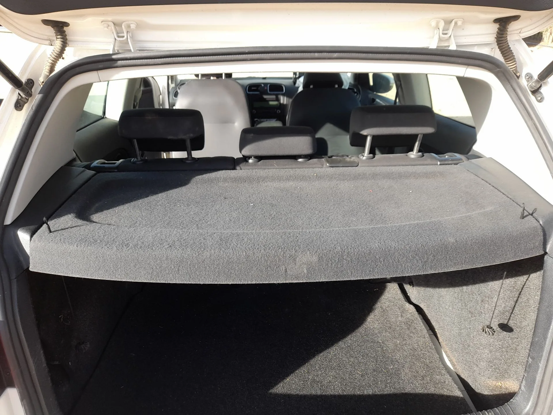 Bandeja Trasera para Volkswagen Golf Vi (5K1)