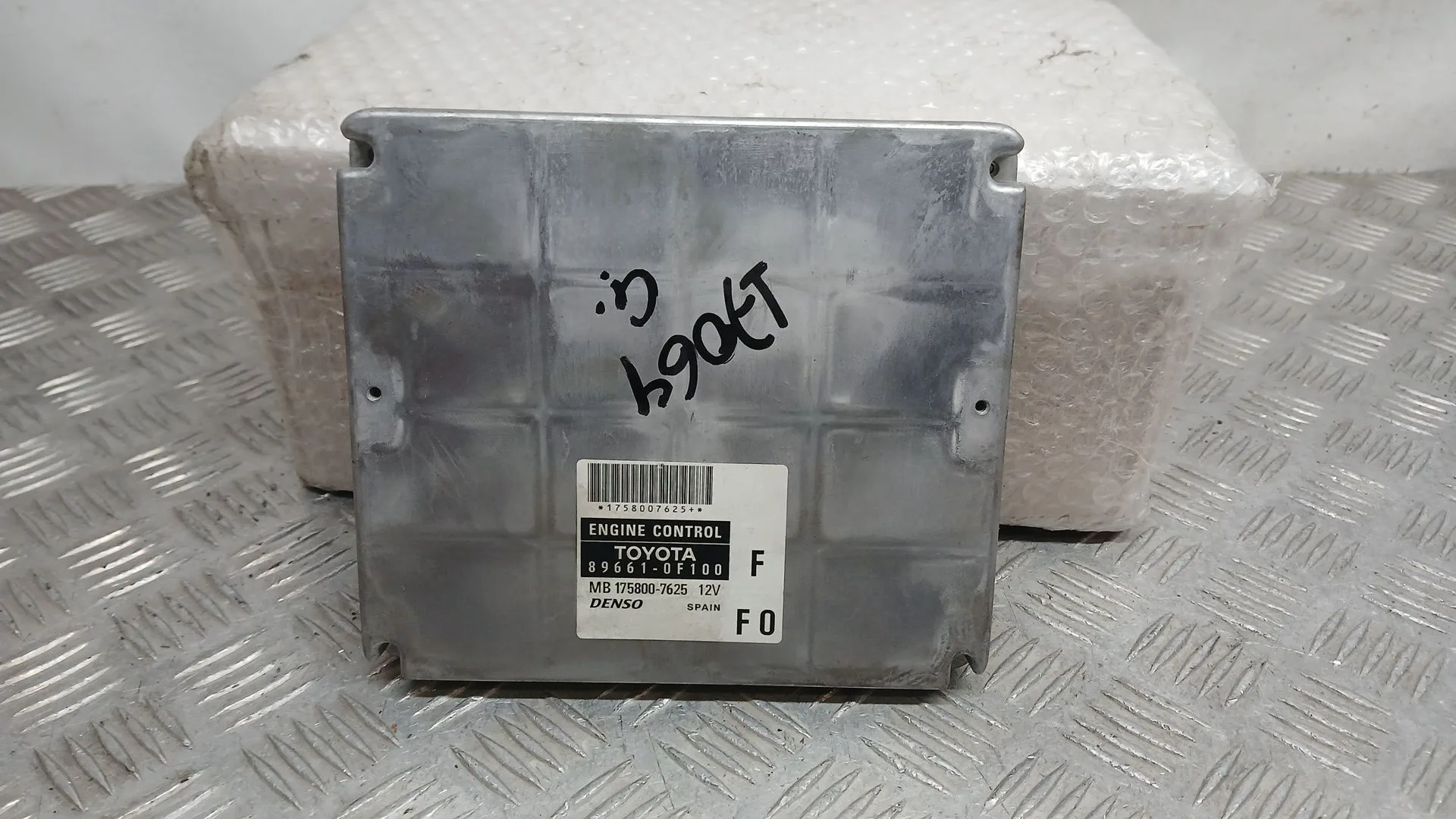 Centralita Motor Uce para Toyota Corolla Verso (Zer_, Zze12_, R1_)