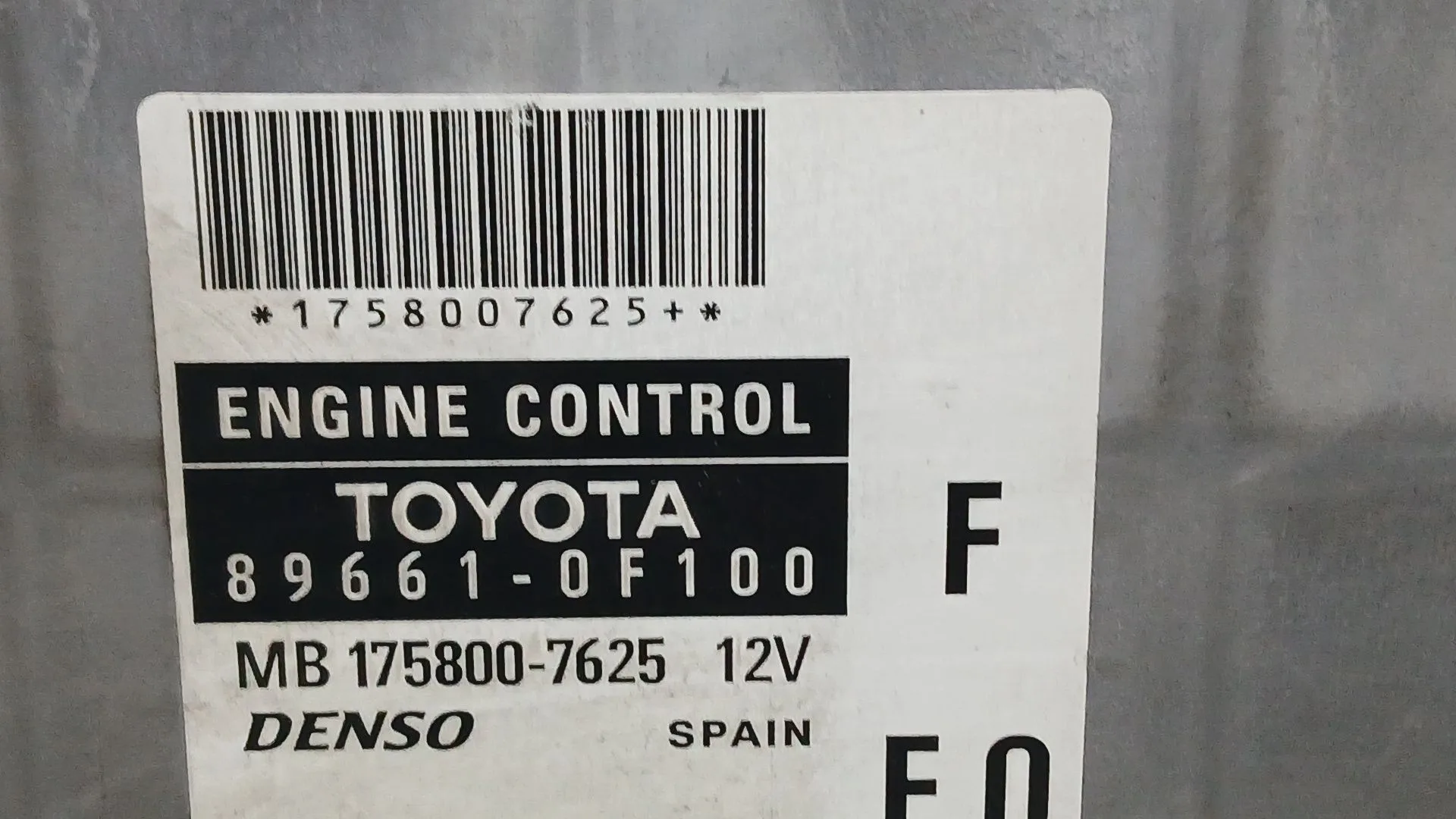 Centralita Motor Uce para Toyota Corolla Verso (Zer_, Zze12_, R1_)