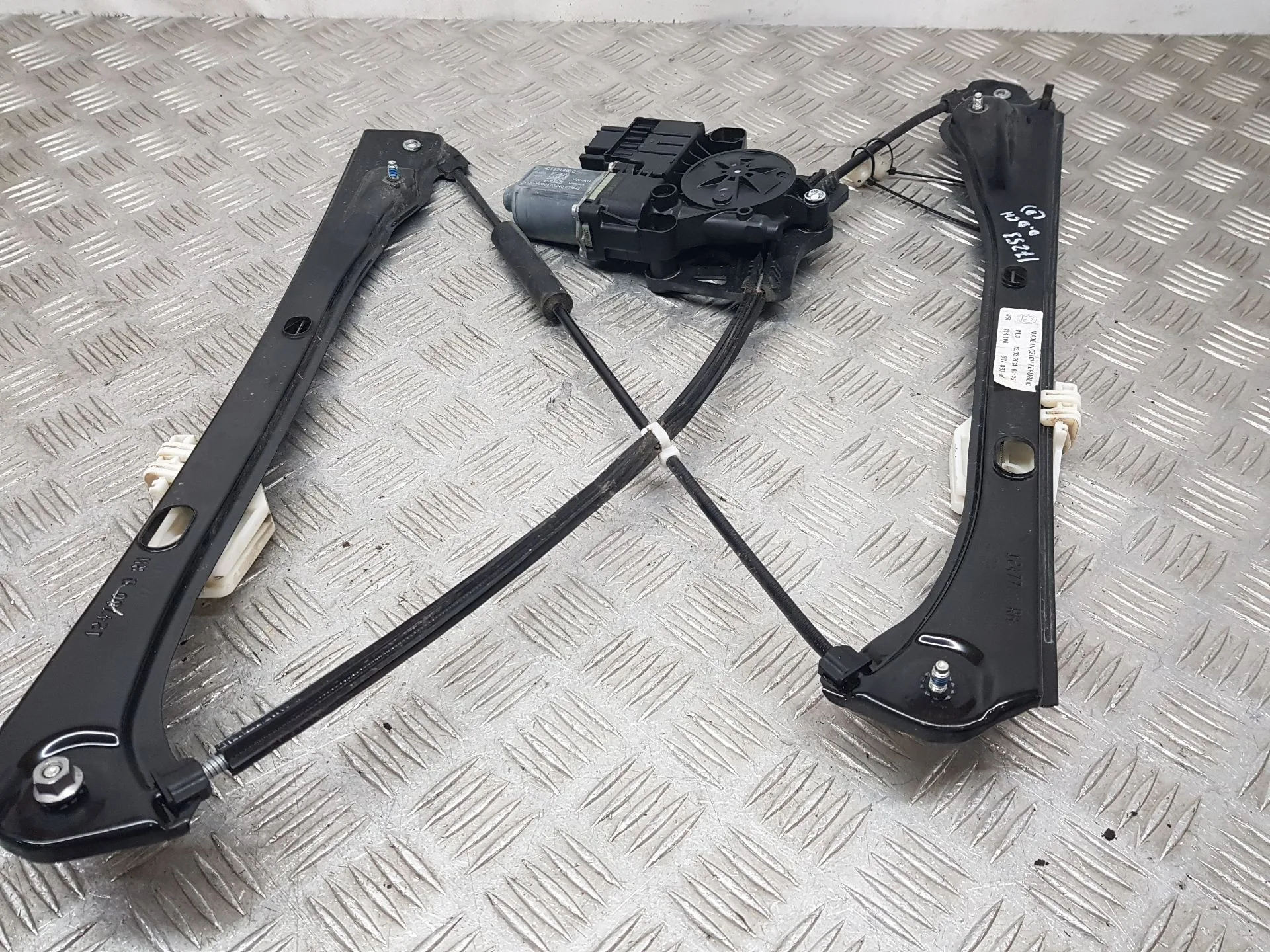 Elevalunas Delantero Derecho para Skoda Fabia Iv (Pj3)