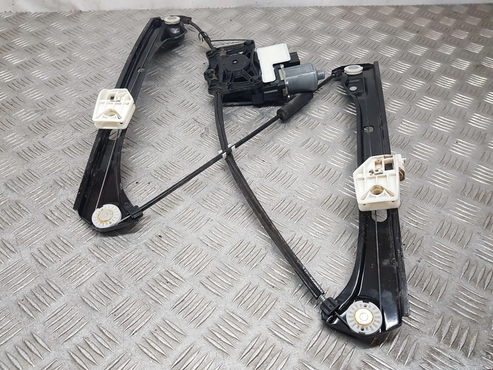 Elevalunas Delantero Derecho para Skoda Fabia Iv (Pj3)