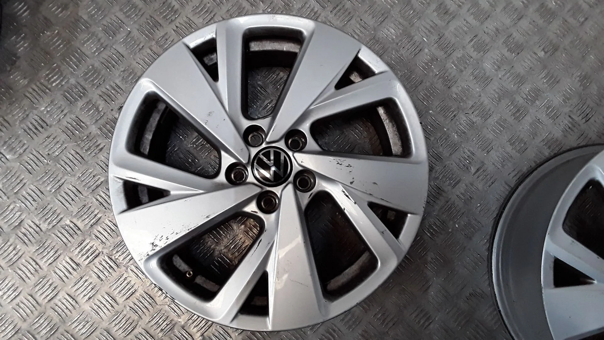 Juego Llantas Aluminio para Volkswagen Taigo (Cs1)