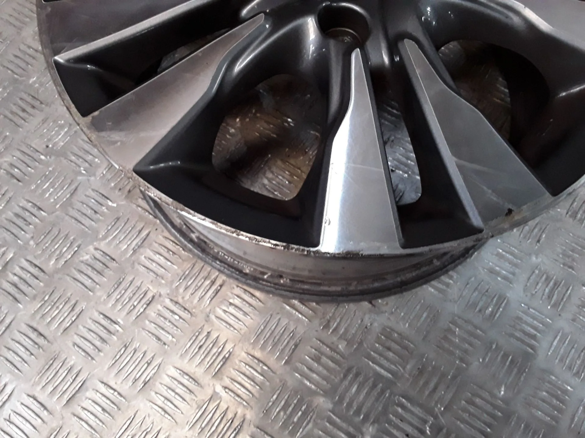 Llanta Aluminio para Honda Insight (Ze_)