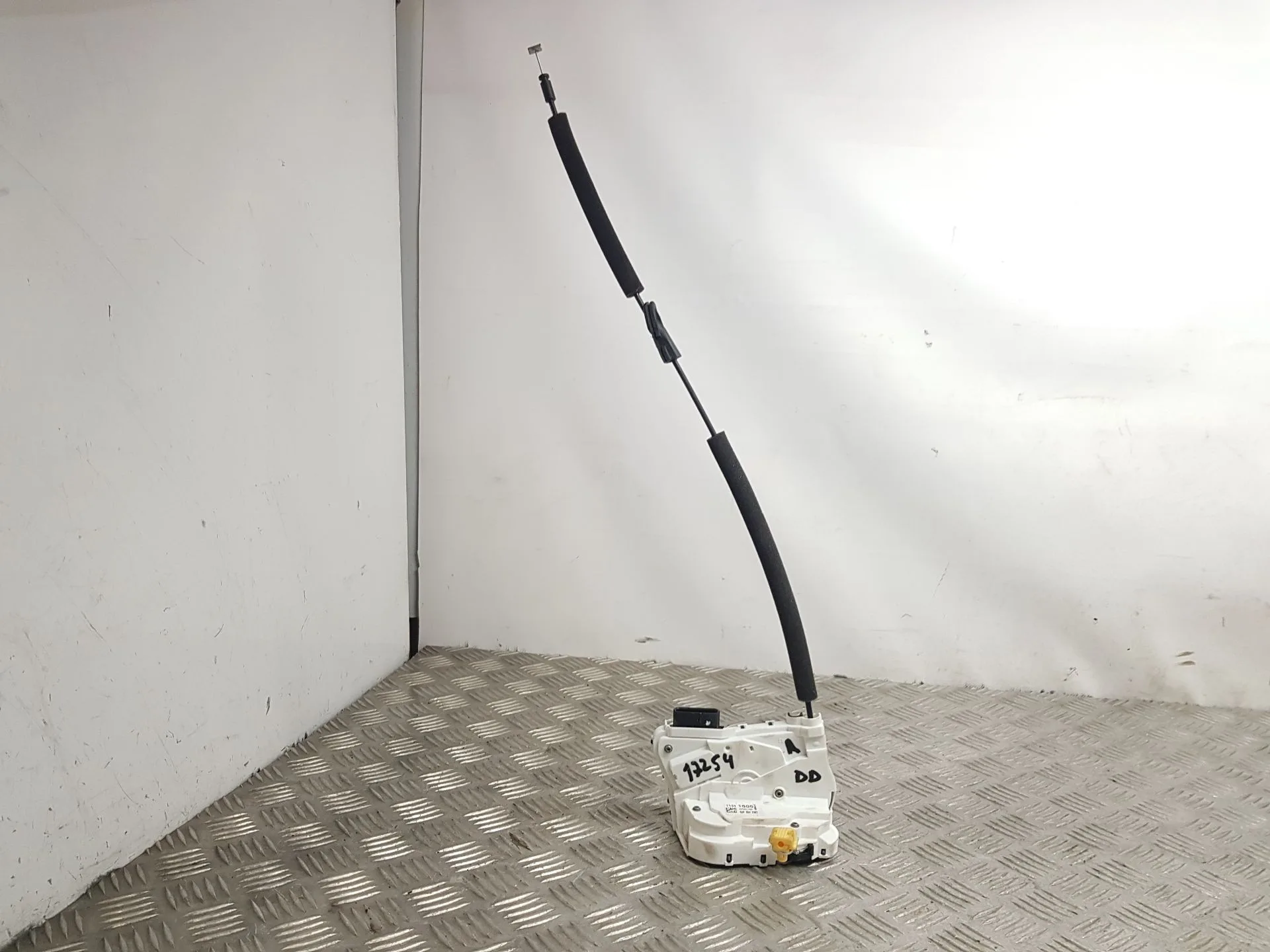 Cerradura Puerta Delantera Derecha para Mg Mg 3 (5Fp)
