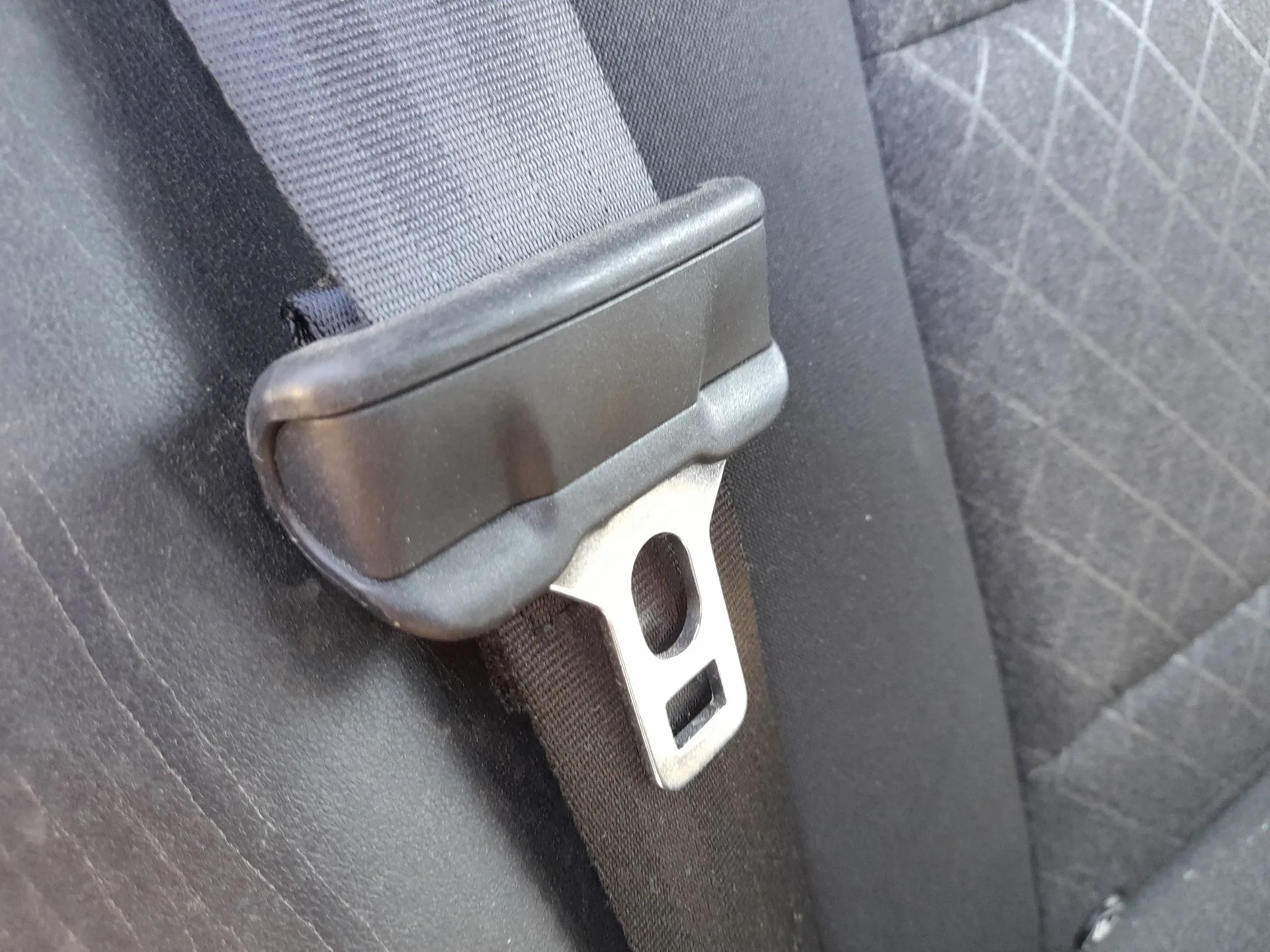 Cinturon Seguridad Trasero Derecho para Mg Mg 3 (5Fp)