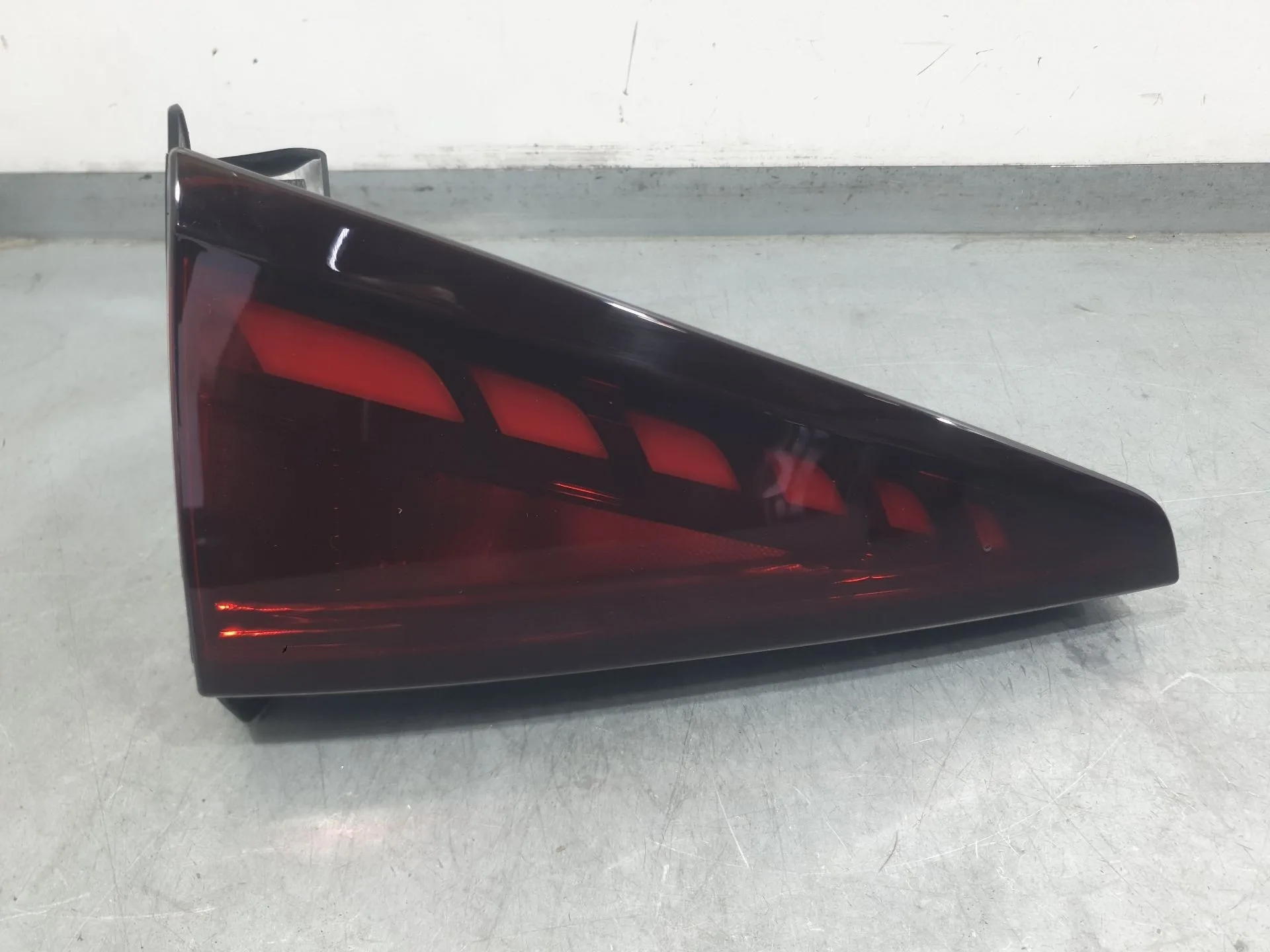 Piloto Trasero Izquierdo Interior para Mg Mg 3 (5Fp)