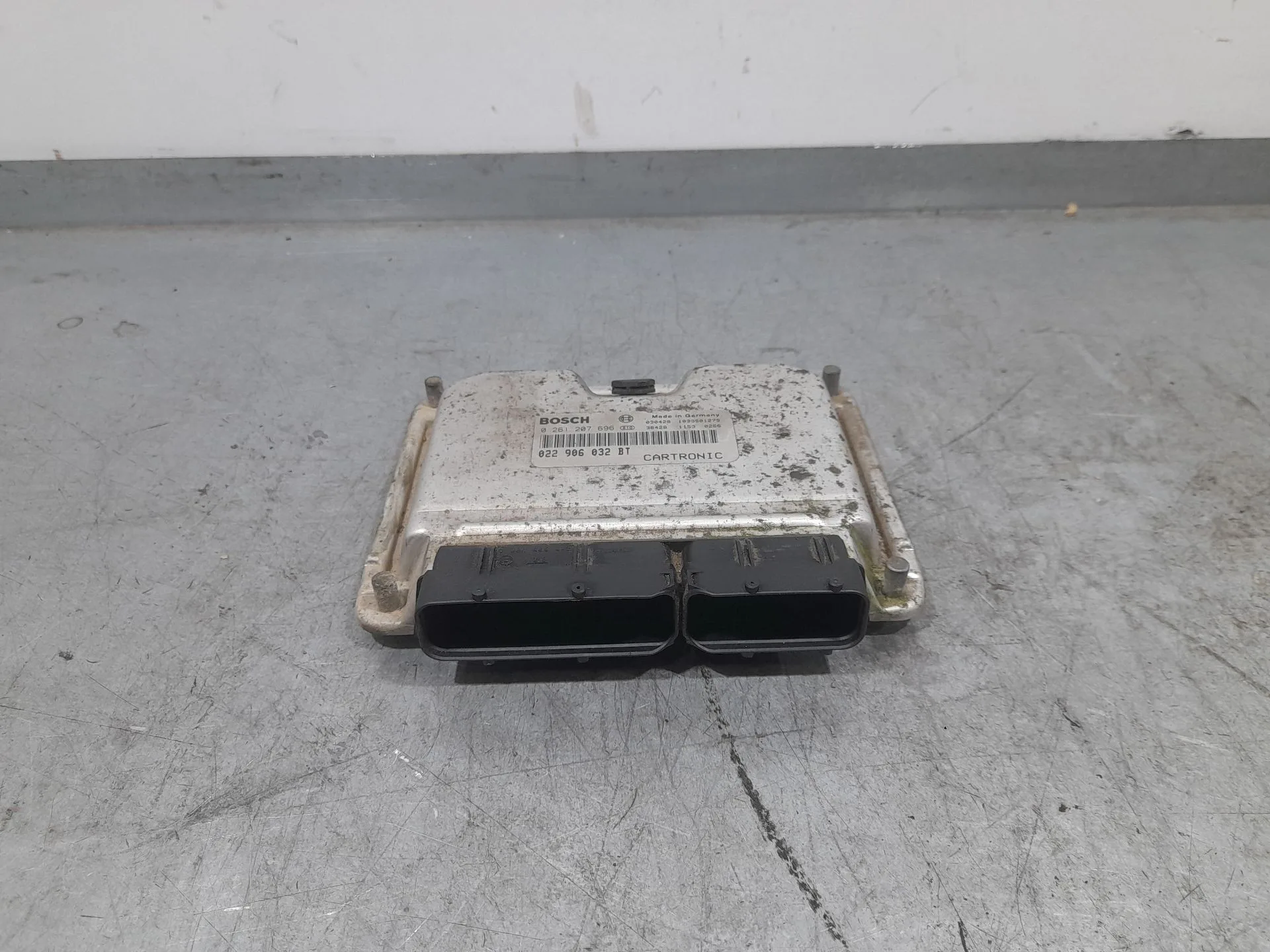 Centralita Motor Uce para Porsche Cayenne (9Pa)