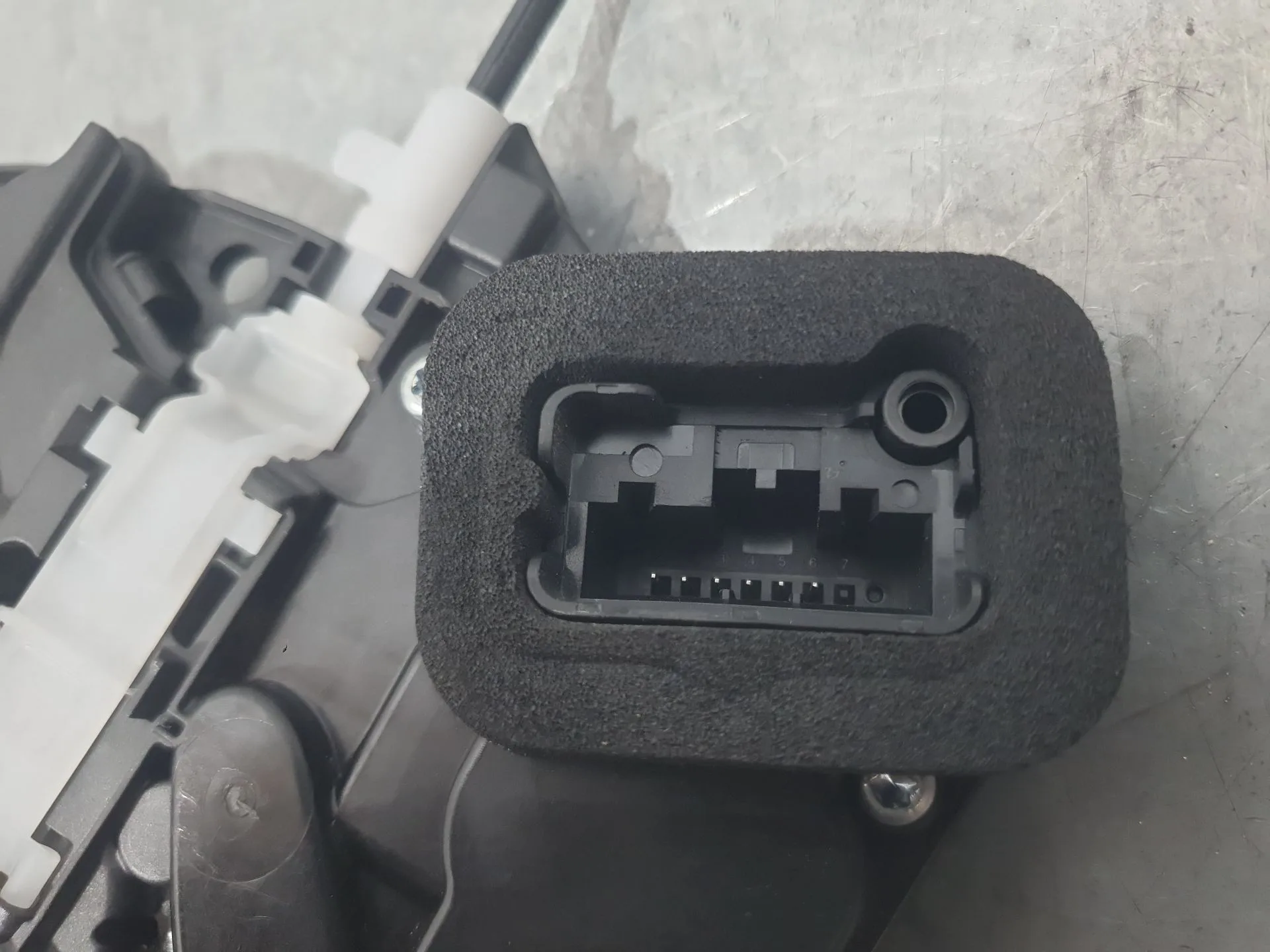 Cerradura Puerta Delantera Derecha para Skoda Octavia Iv (Nx3, Nn3, Pv3)