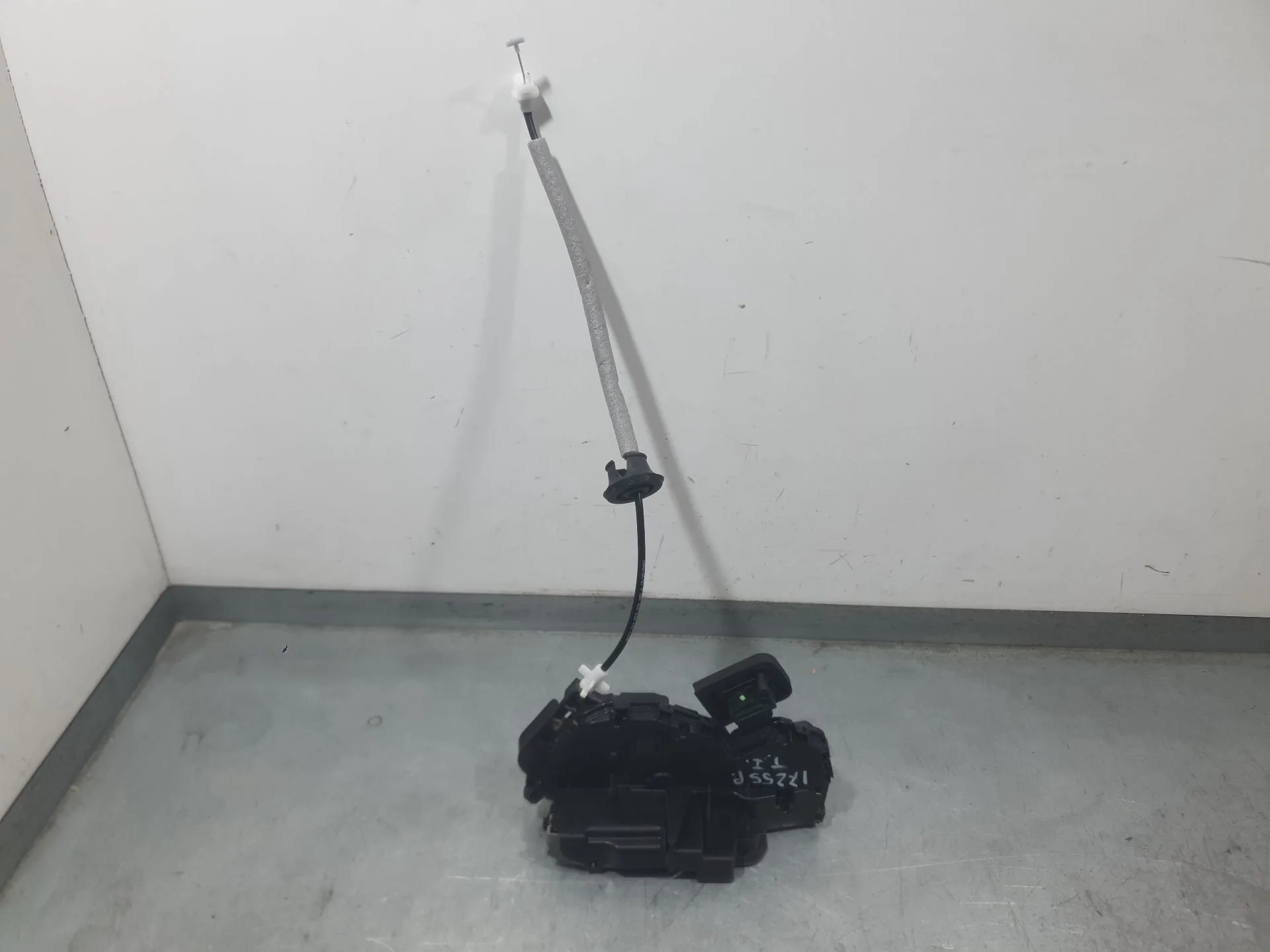Cerradura Puerta Trasera Izquierda para Skoda Octavia Iv (Nx3, Nn3, Pv3)