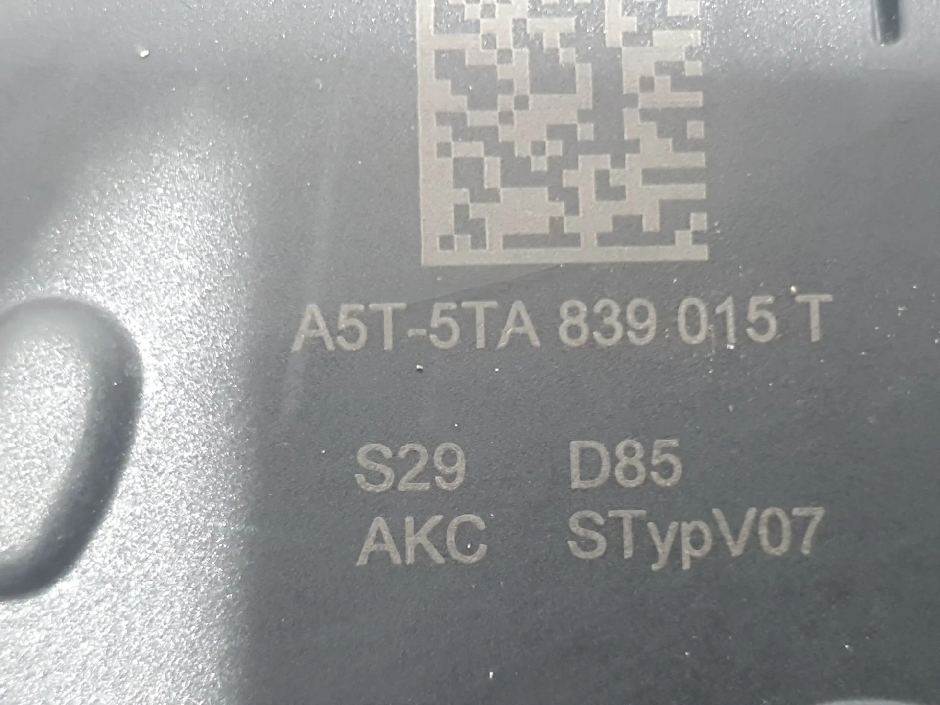 Cerradura Puerta Trasera Izquierda para Skoda Octavia Iv (Nx3, Nn3, Pv3)