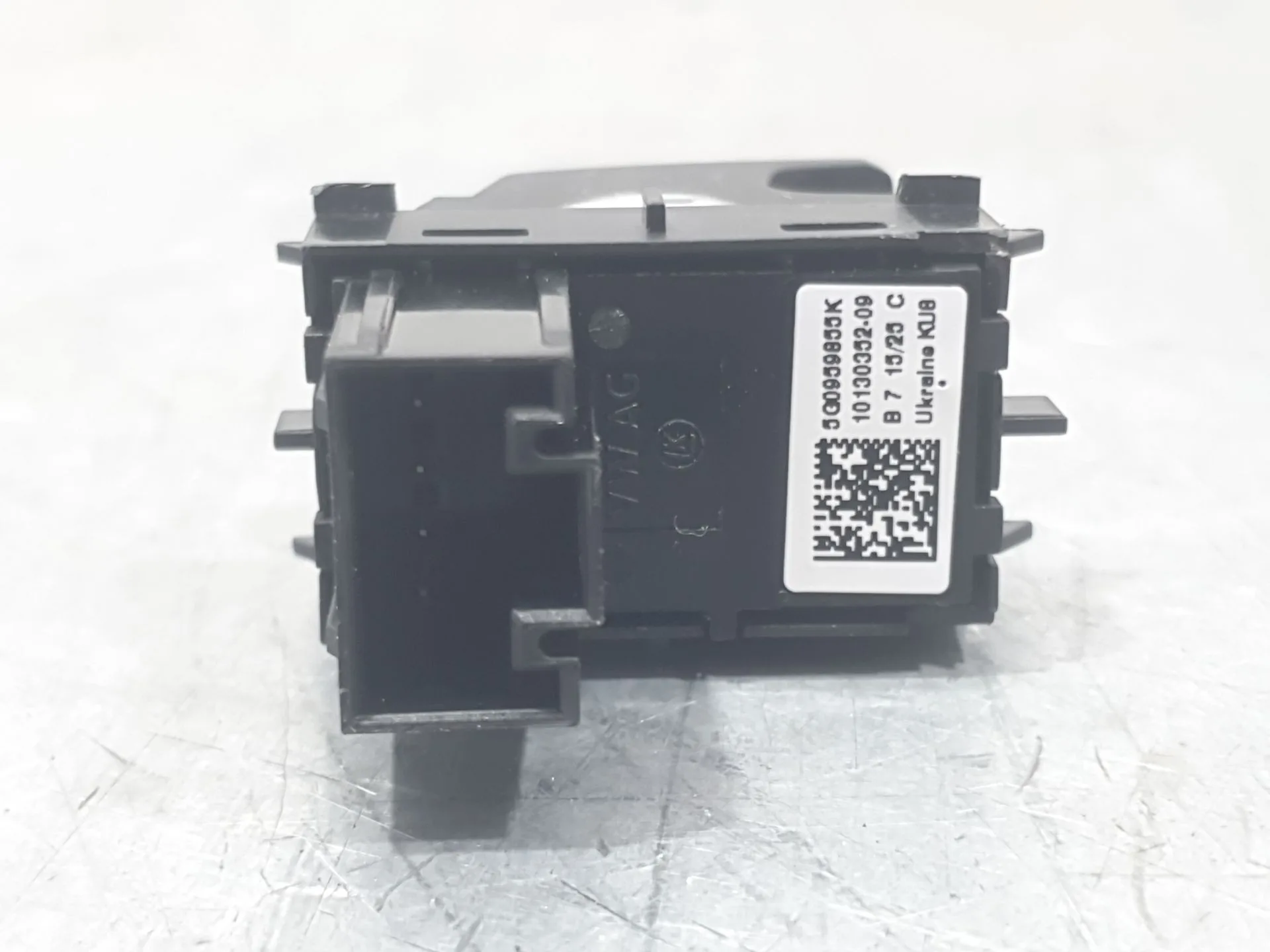 Mando Elevalunas Trasero Izquierdo para Skoda Octavia Iv (Nx3, Nn3, Pv3)