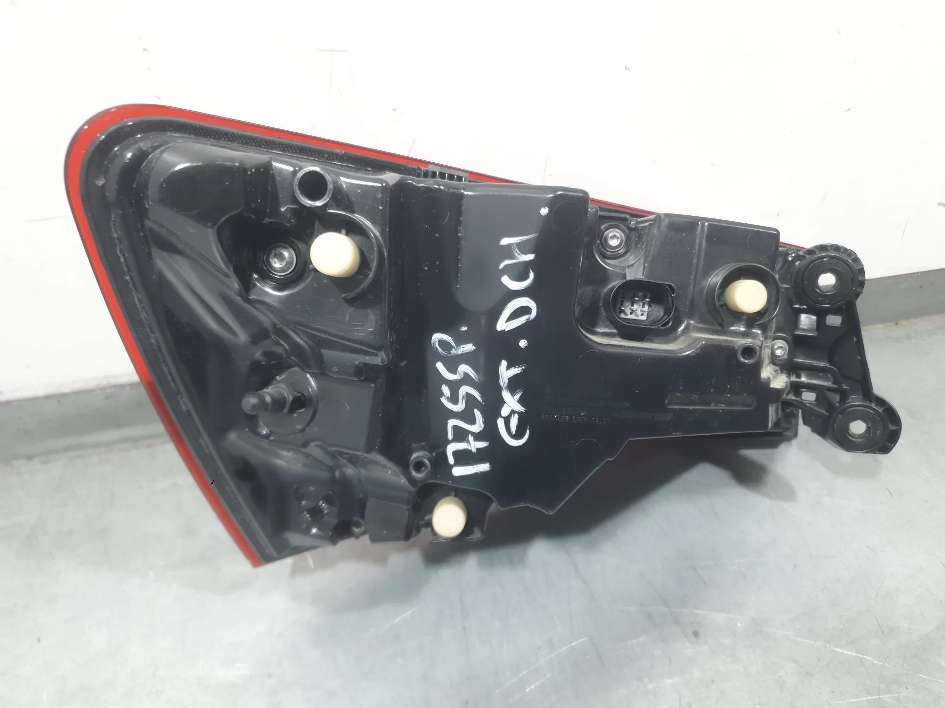Piloto Trasero Derecho Exterior para Skoda Octavia Iv (Nx3, Nn3, Pv3)