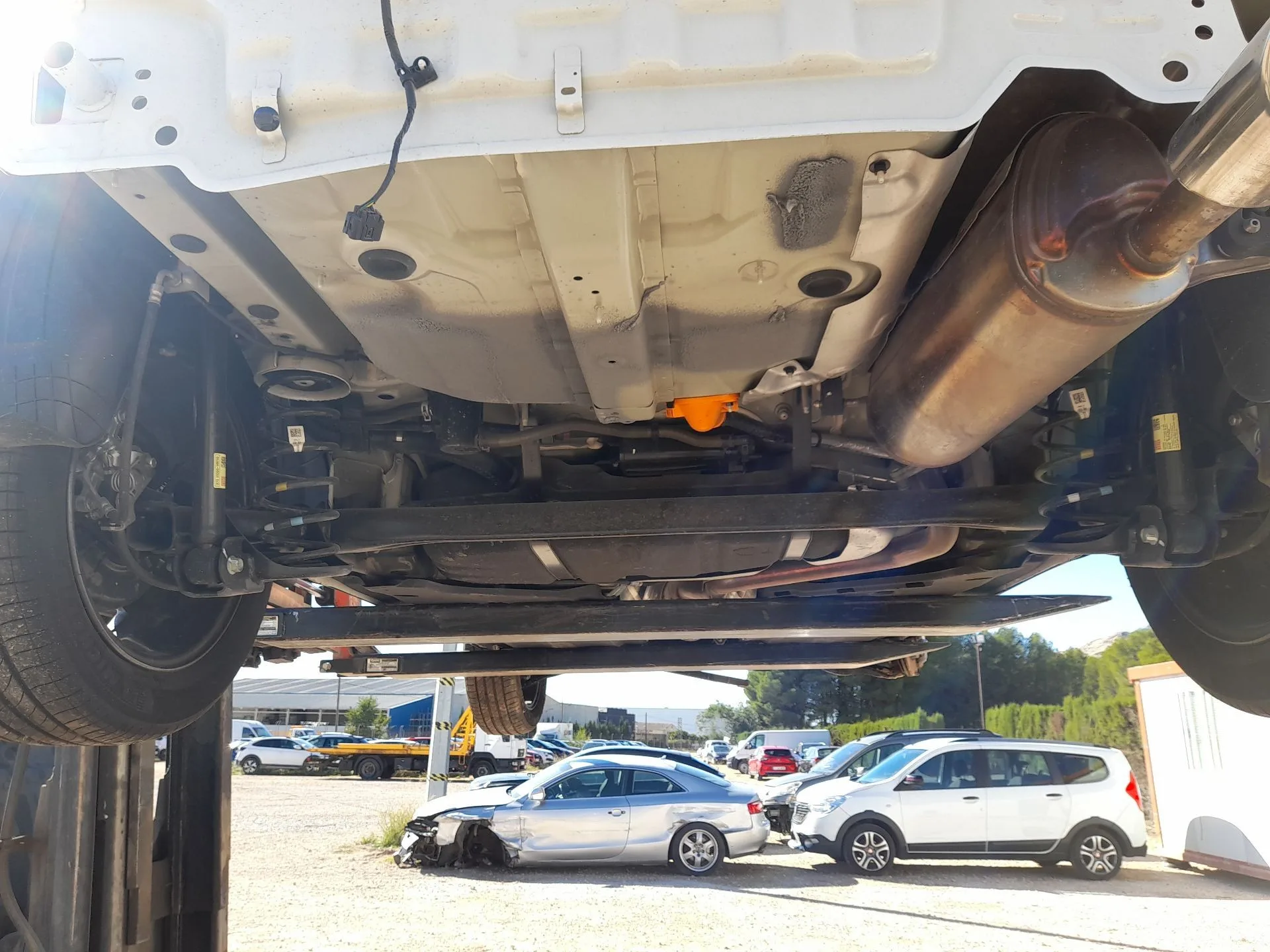 Puente Trasero para Kia Stonic (Yb)