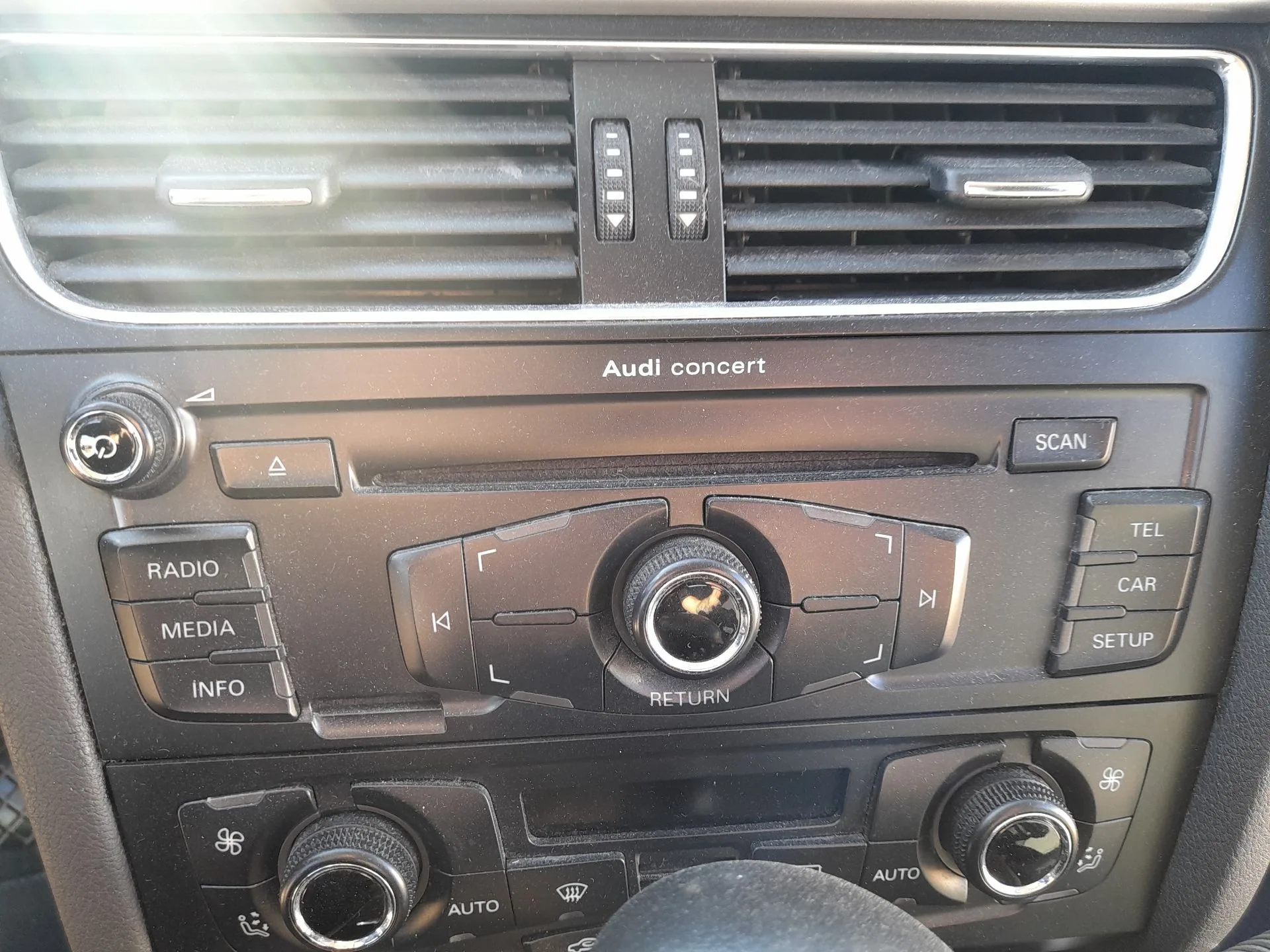 Sistema Audio / Radio Cd para Audi A5 (8T3)