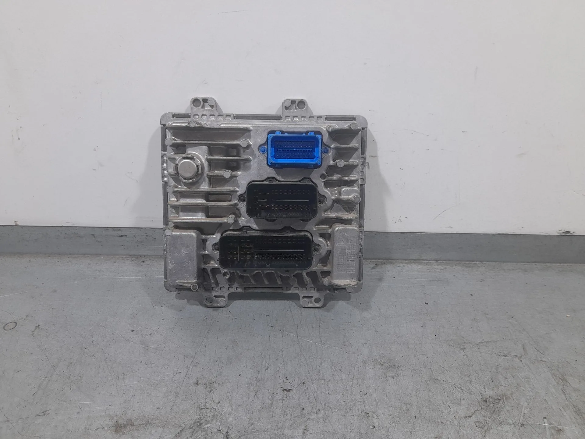 Centralita Motor Uce para Opel Insignia Berlina
