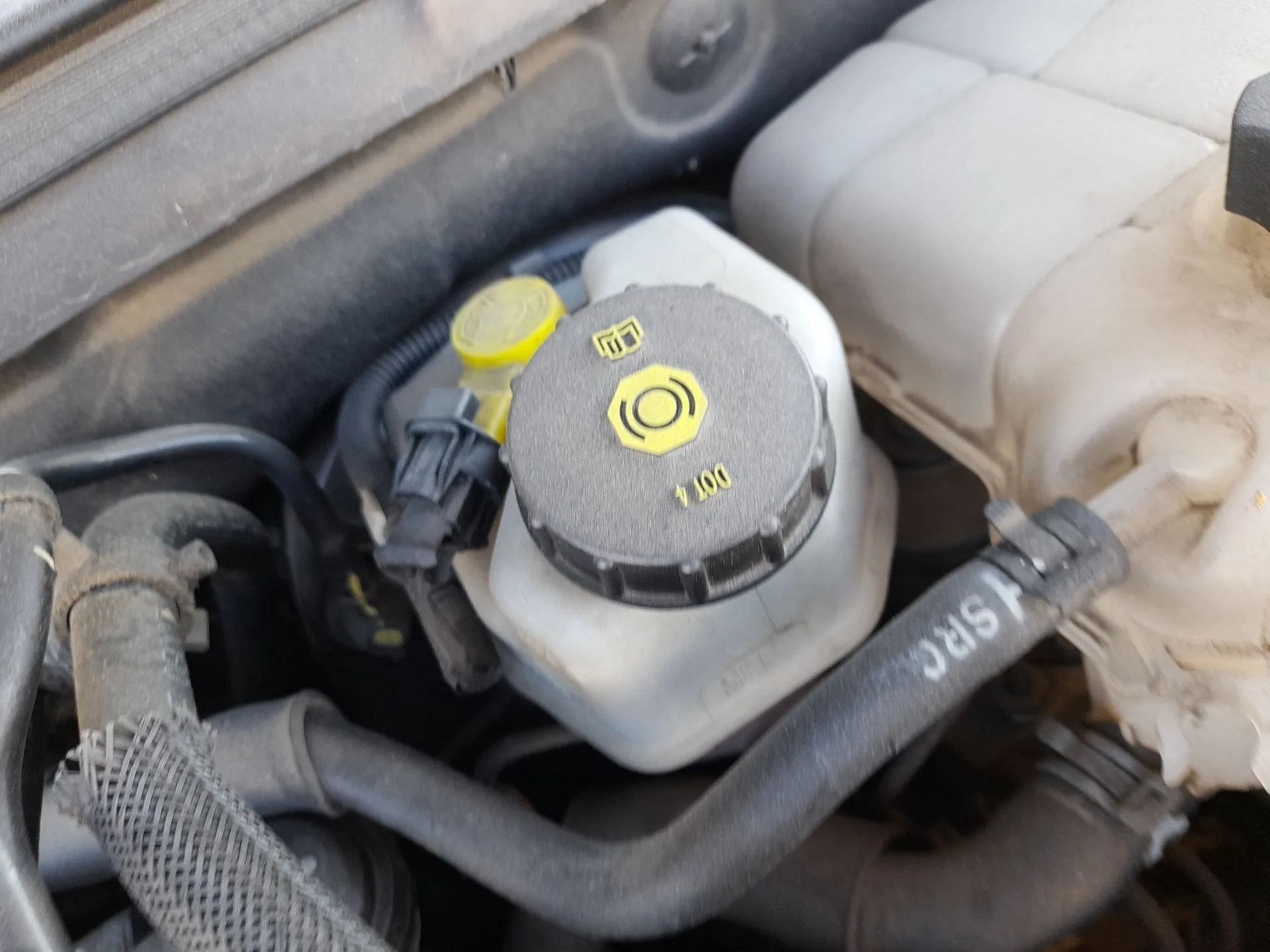 Bomba Freno para Chevrolet Cruze Hatchback (J305)