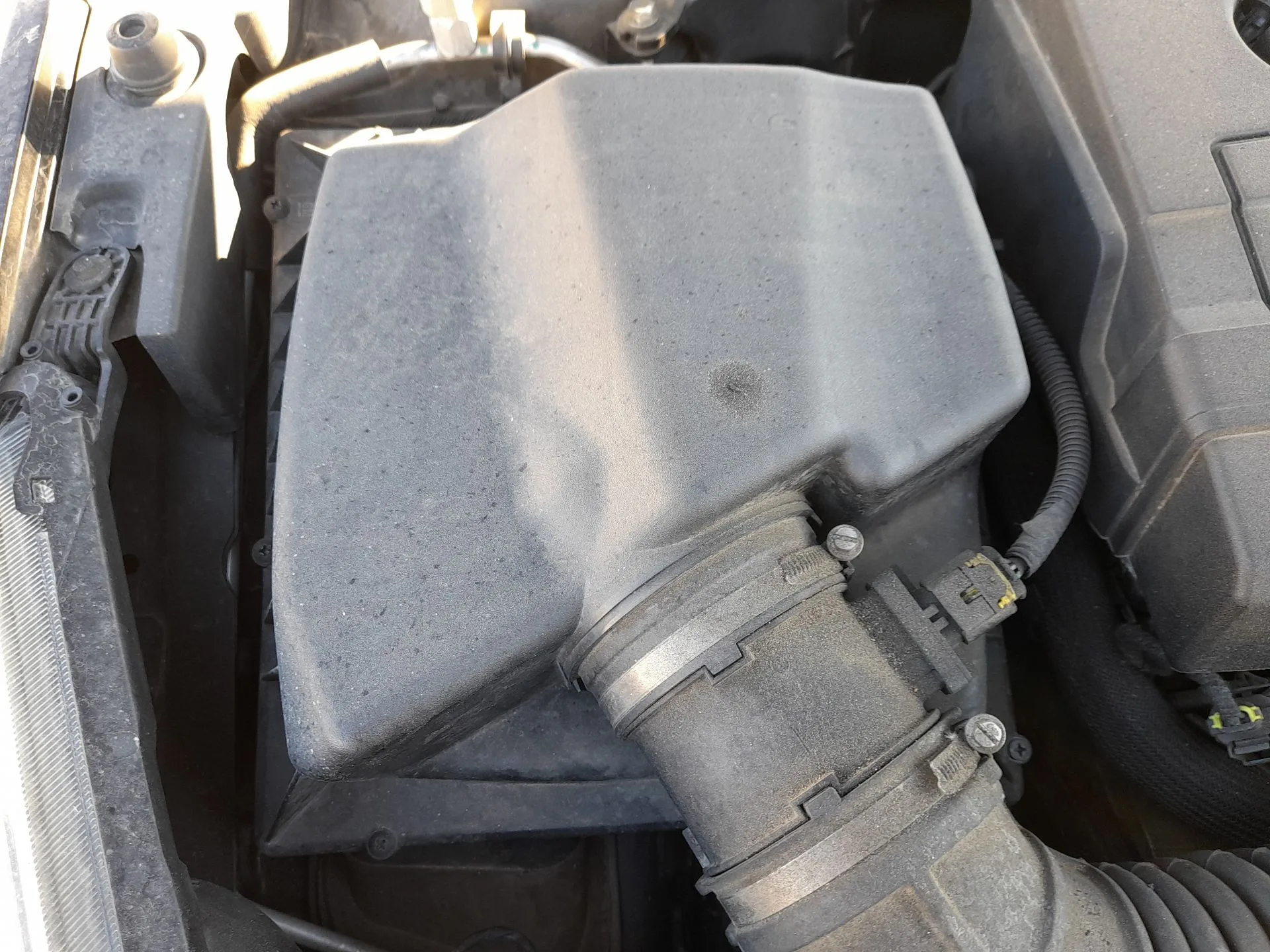 Carcasa Filtro Aire para Chevrolet Cruze Hatchback (J305)
