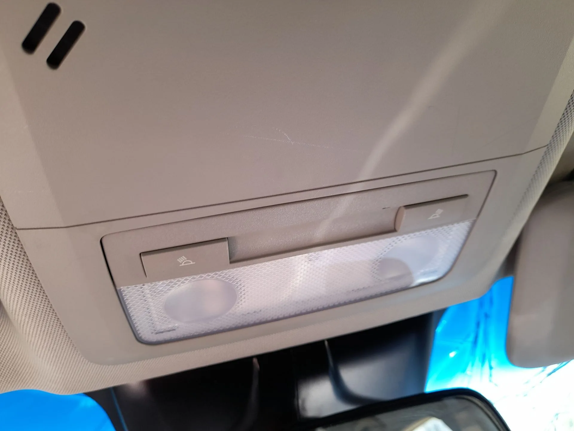 Luz Interior para Chevrolet Cruze Hatchback (J305)
