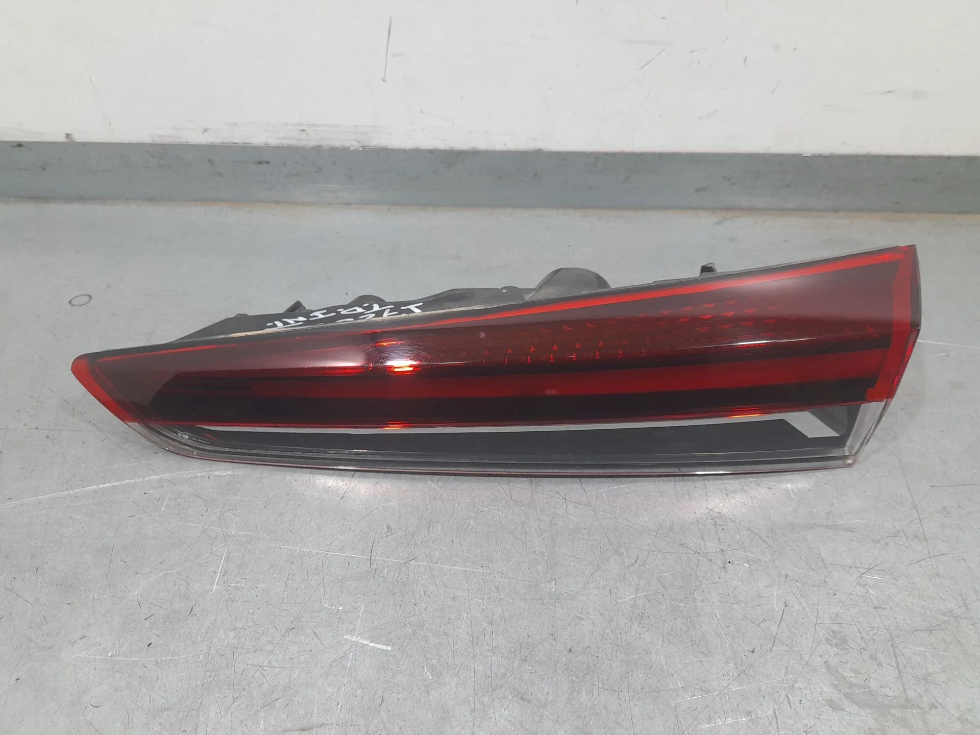 Piloto Trasero Derecho Interior para Renault Captur Ii (Hf_)