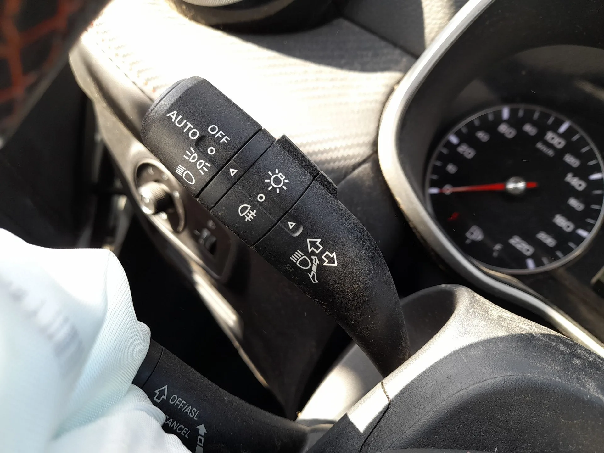 Mando Luces Y Limpia para Mg Zs Suv (Azs1)