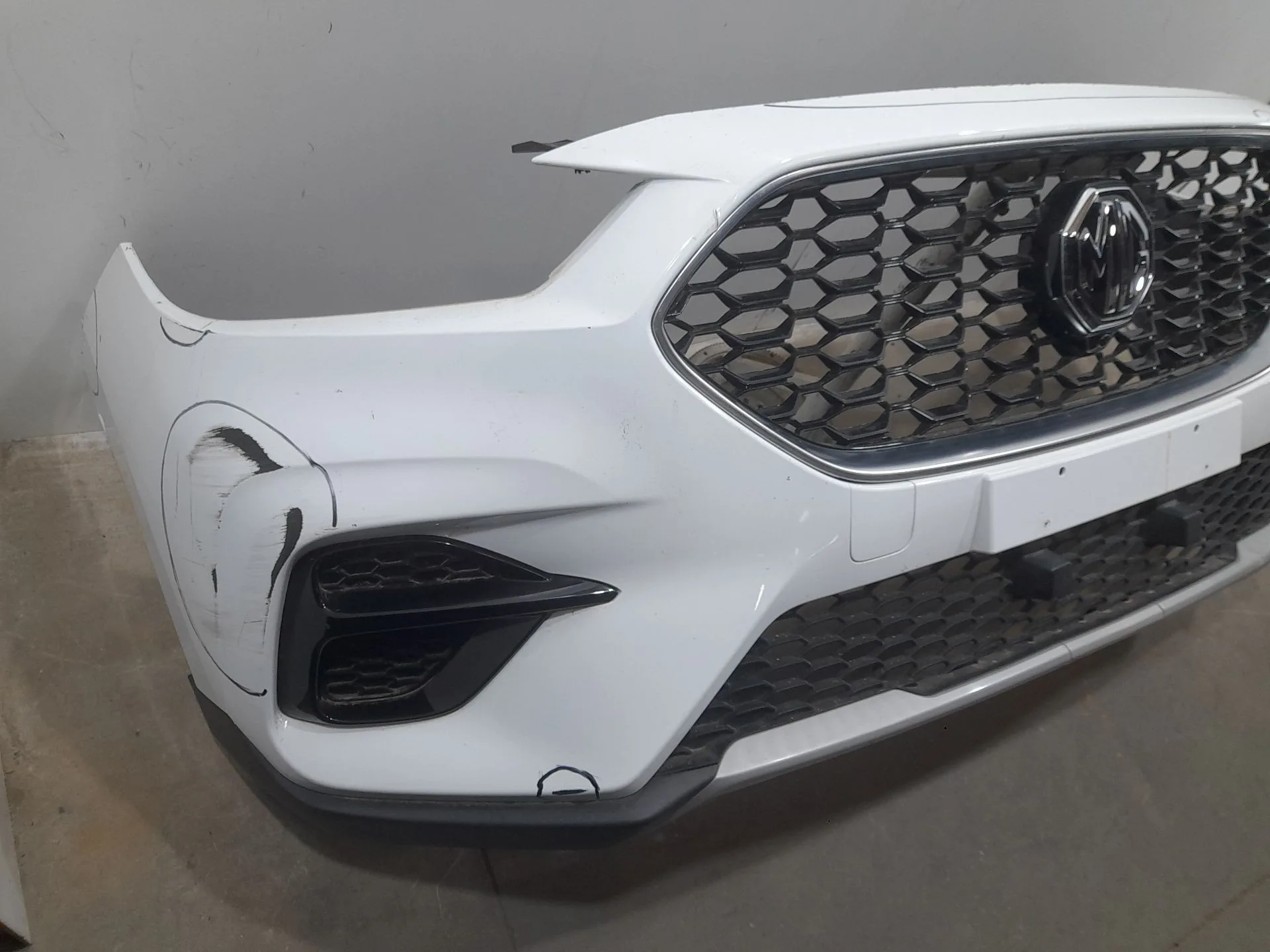 Paragolpes Delantero para Mg Zs Suv (Azs1)