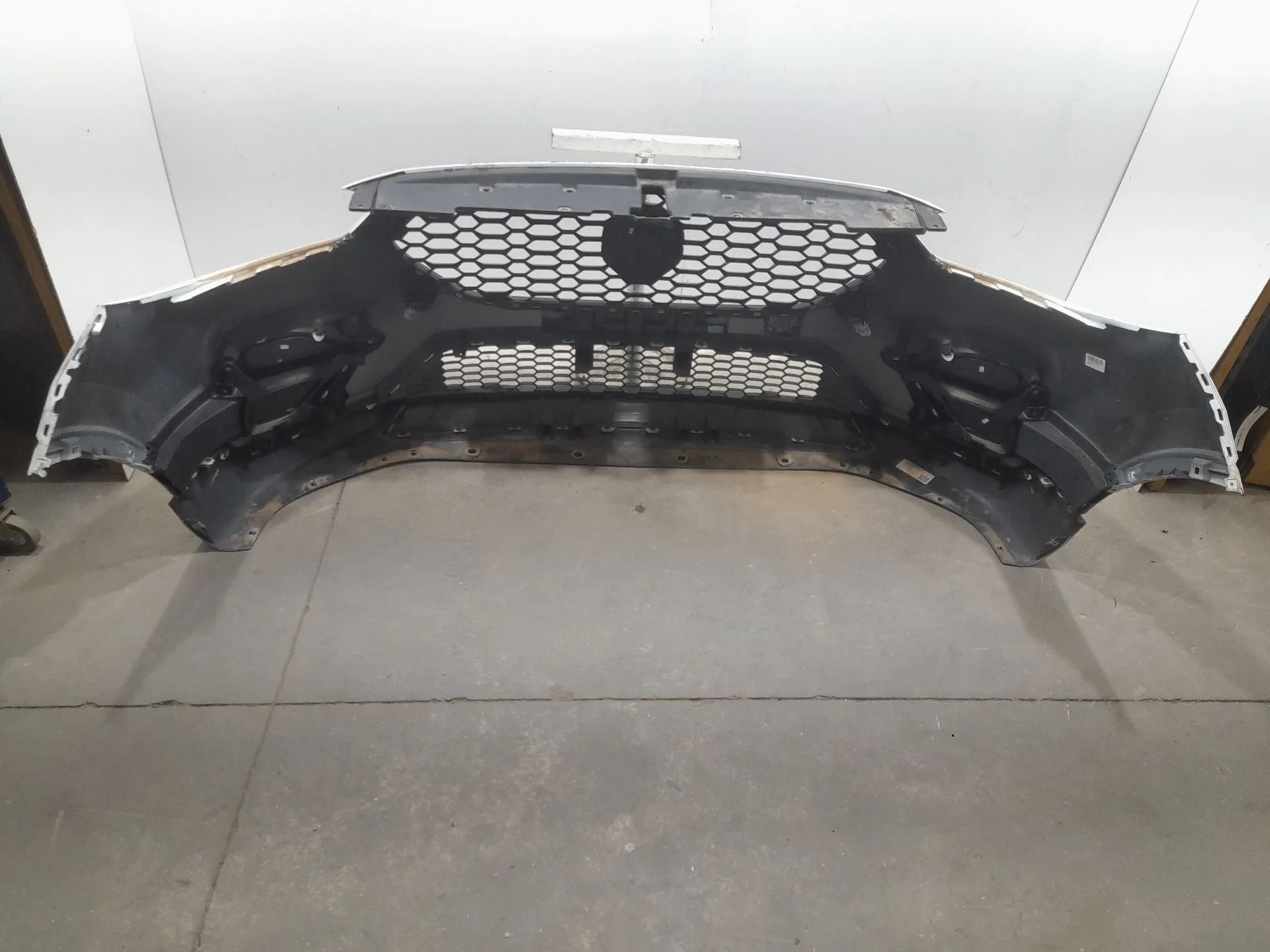 Paragolpes Delantero para Mg Zs Suv (Azs1)