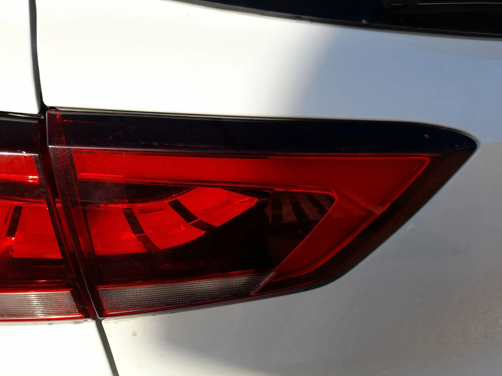 Piloto Trasero Izquierdo Interior para Mg Zs Suv (Azs1)