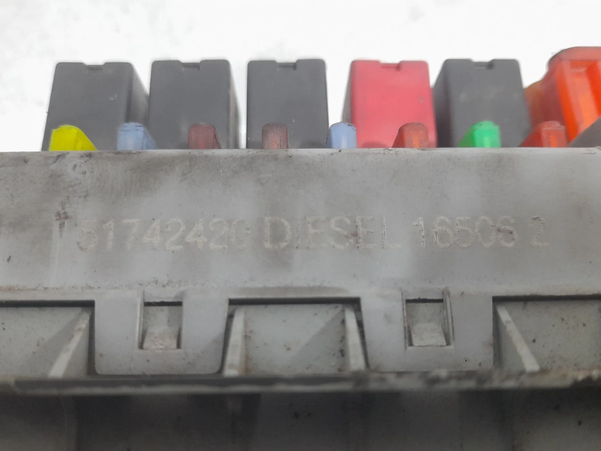 Caja Reles / Fusibles para Alfa Romeo 147 (937_)
