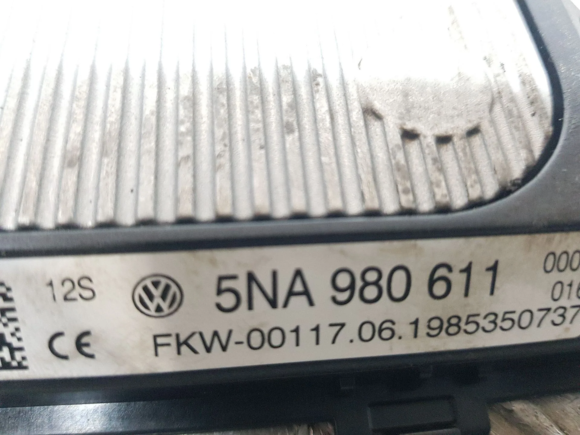 Cargador Inductivo para Volkswagen Polo Vi (Aw1, Bz1, Ae1)